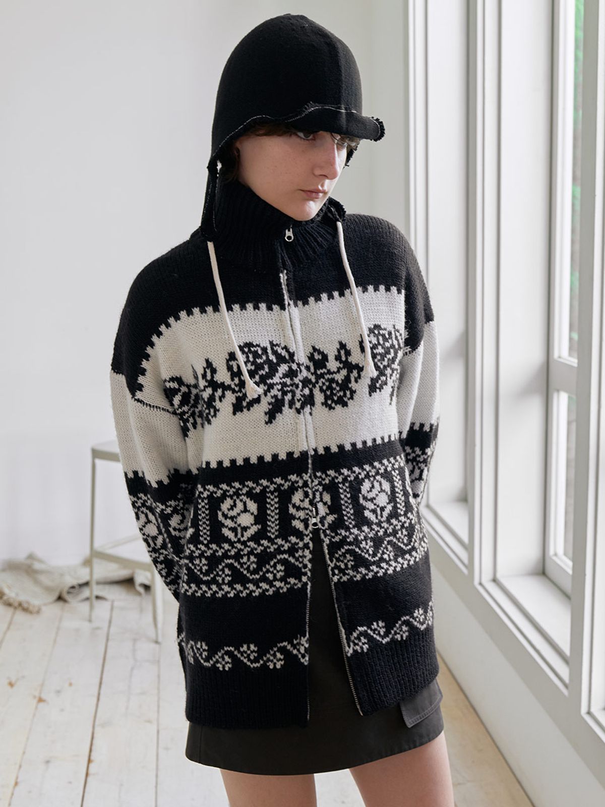 레이브(RAIVE) High-neck Jacquard Zip-up Knit VK5WD285_2color