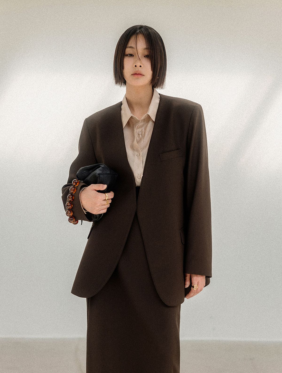메무아(MEMUA) 미니멀 노카라 자켓(블랙)