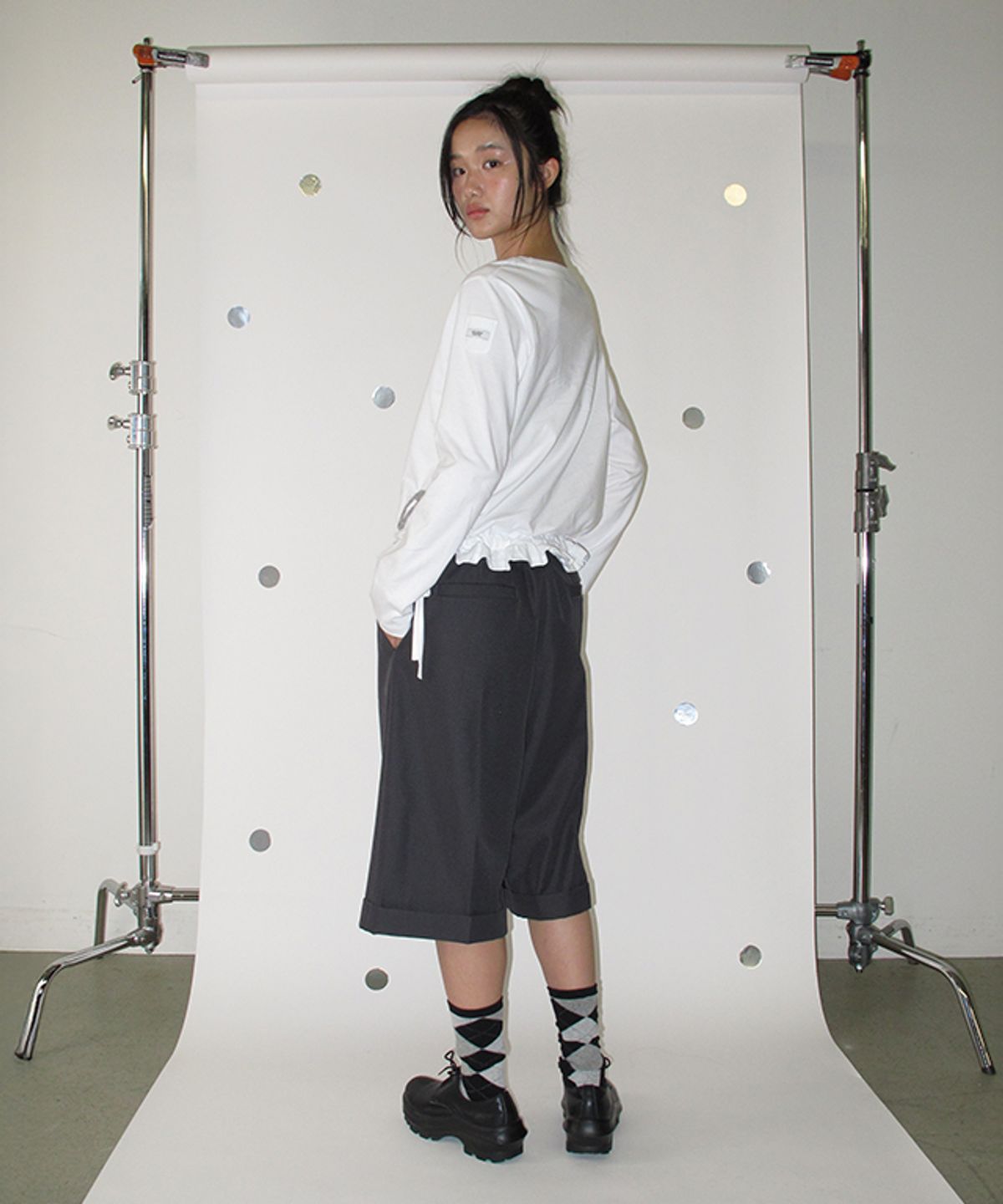 론론(RONRON) MINI POCKET SHIRRING LONG SLEEVE WHITE