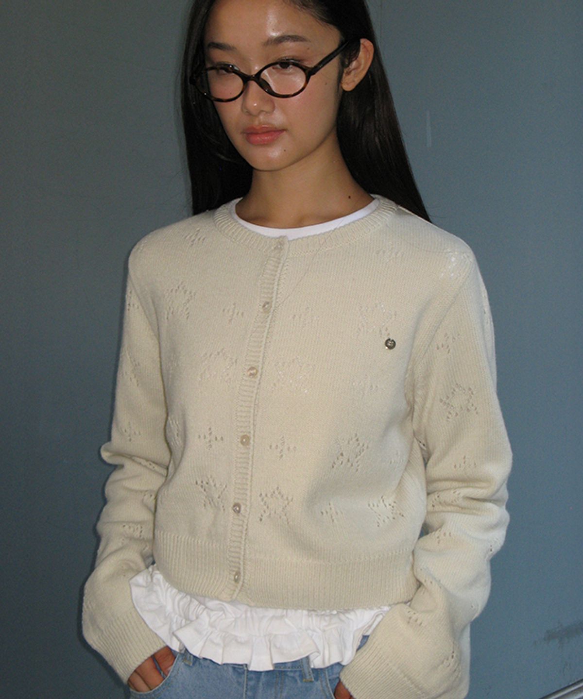 론론(RONRON) STAR PATTERN SCOTCH CARDIGAN IVORY