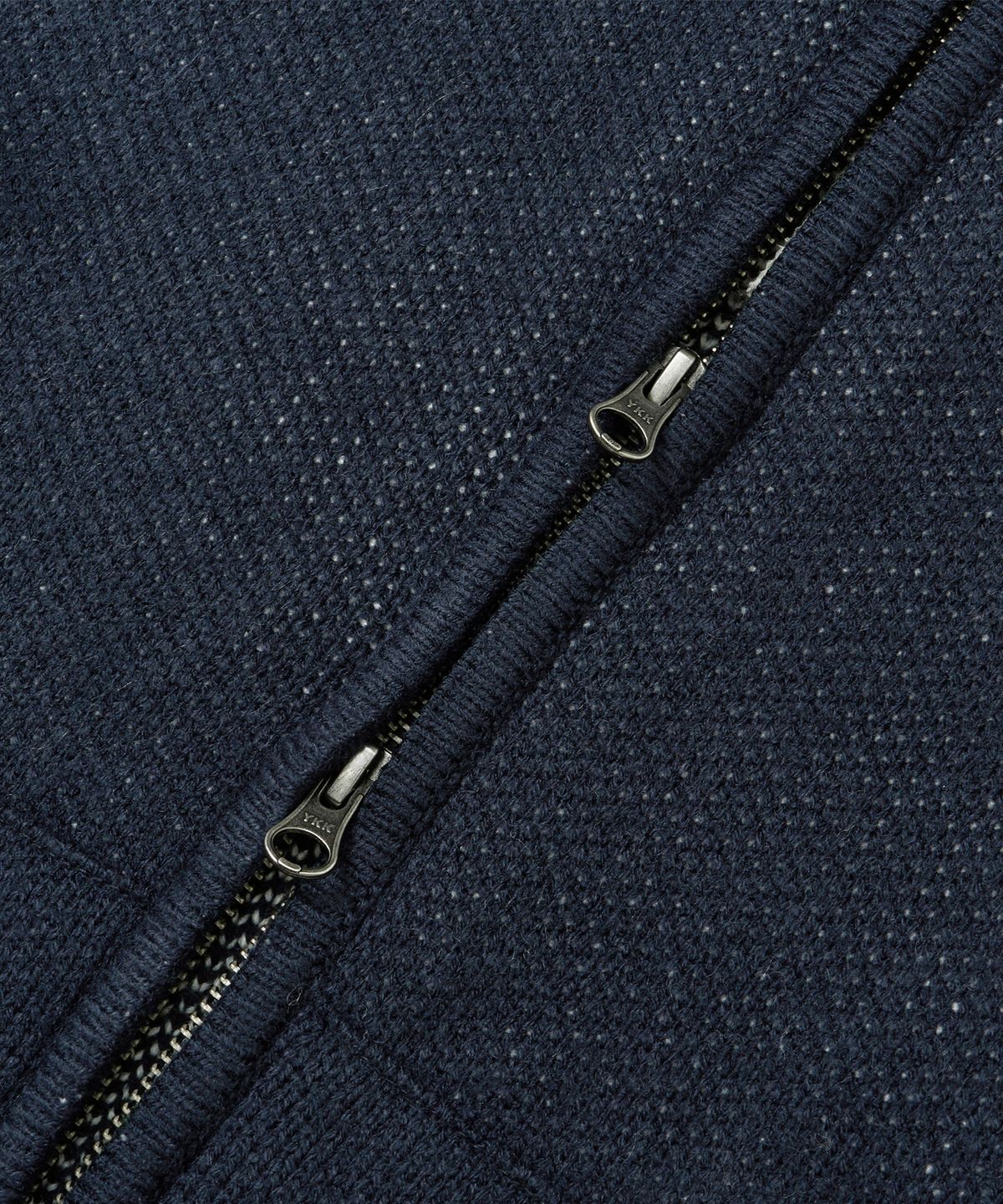 브라운브레스(BROWNBREATH) TAG KNIT HOOD ZIP UP - NAVY