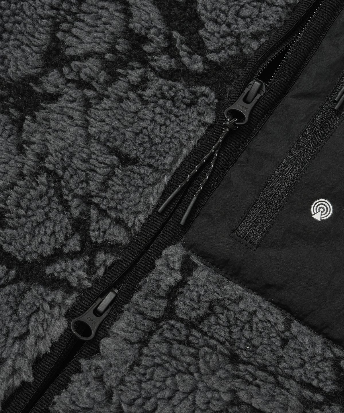 브라운브레스(BROWNBREATH) SPRAWL FLEECE PATTERN VEST - CHARCOAL