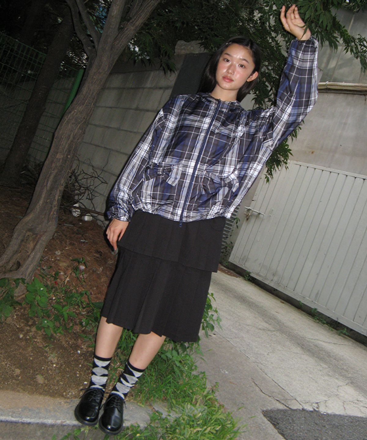 론론(RONRON) HEART POCKET HALF PLEATED DRESS BLACK