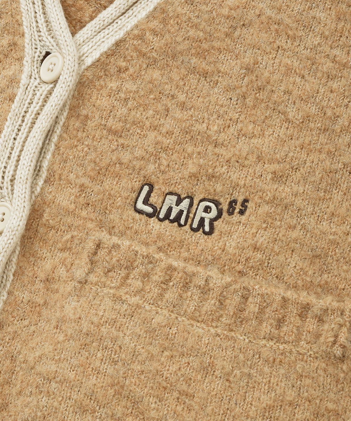 엘엠알(LMR) 배색 포인트 부클 가디건 BEIGE