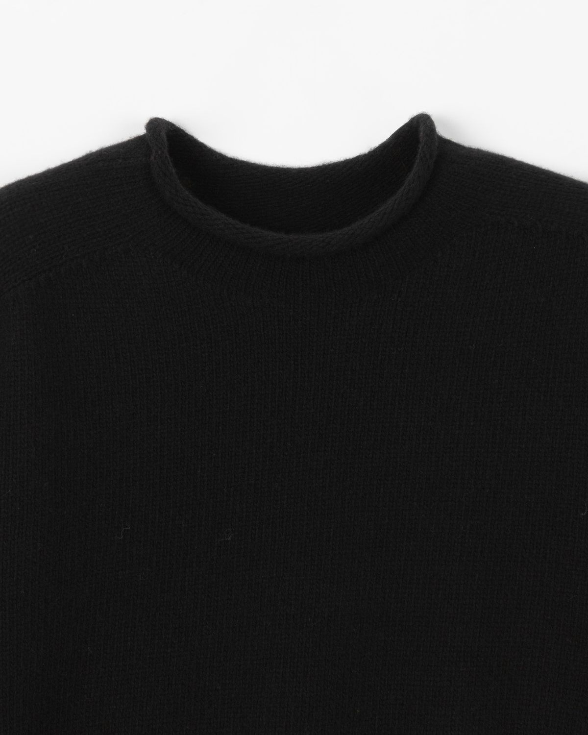 디앤드퀘스천(THEENDQUESTION) Half-neck wholegarment knit top / BLACK