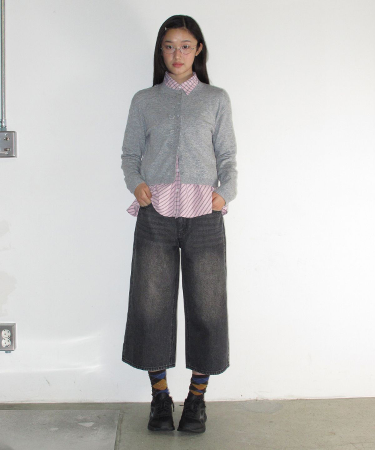 론론(RONRON) HEART POCKET BERMUDA DENIM PANTS BLACK