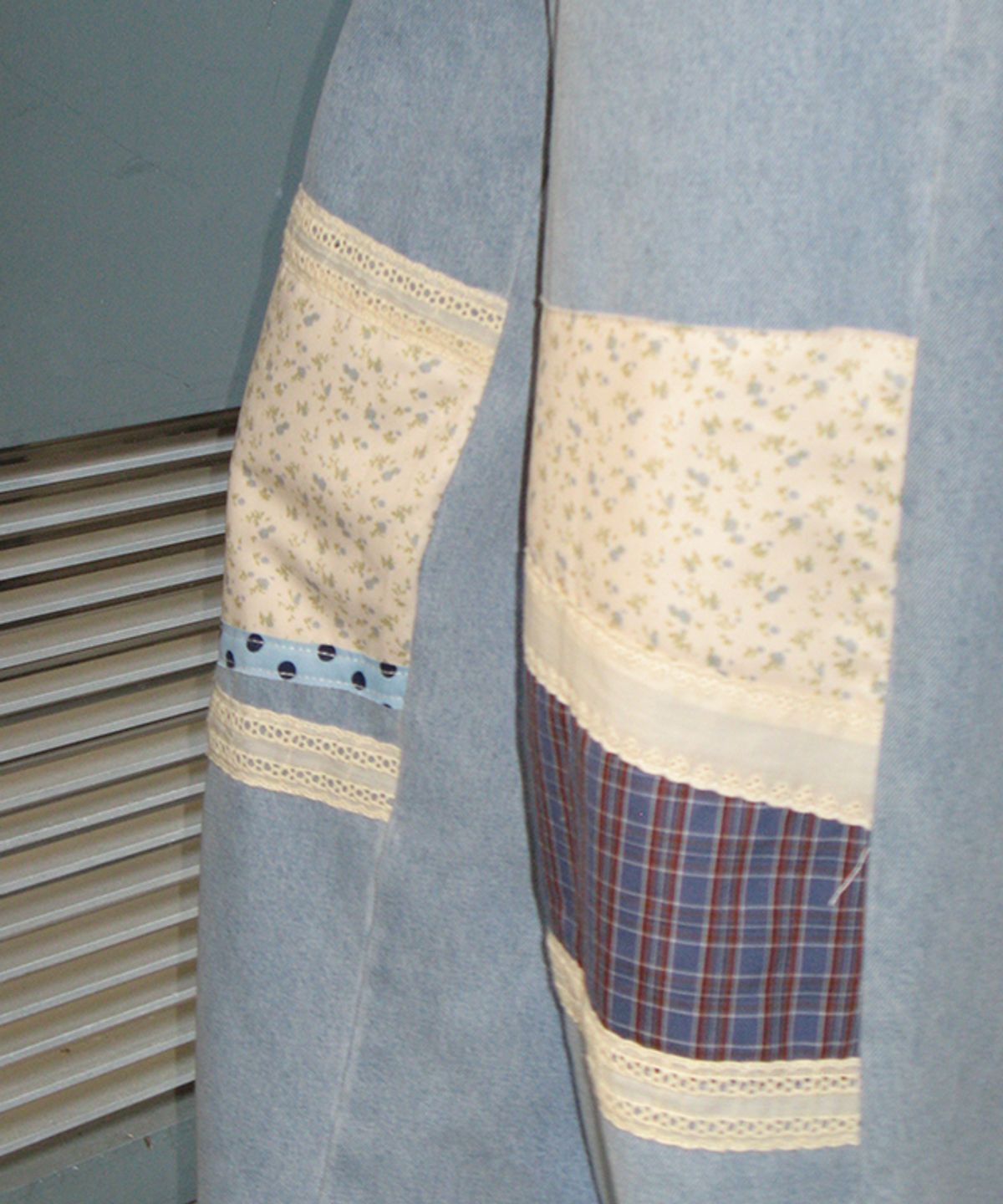 론론(RONRON) COTTAGE PATCHWORK DENIM PANTS LIGHT BLUE
