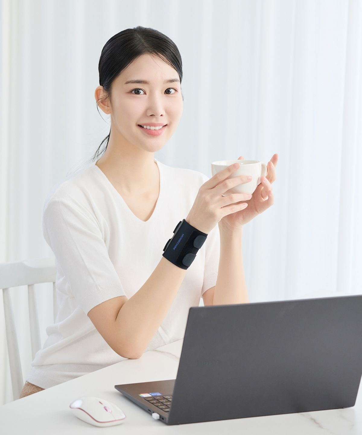 스윔어바웃(SWIMABOUT) 프로가드 손목보호대 손목밴드