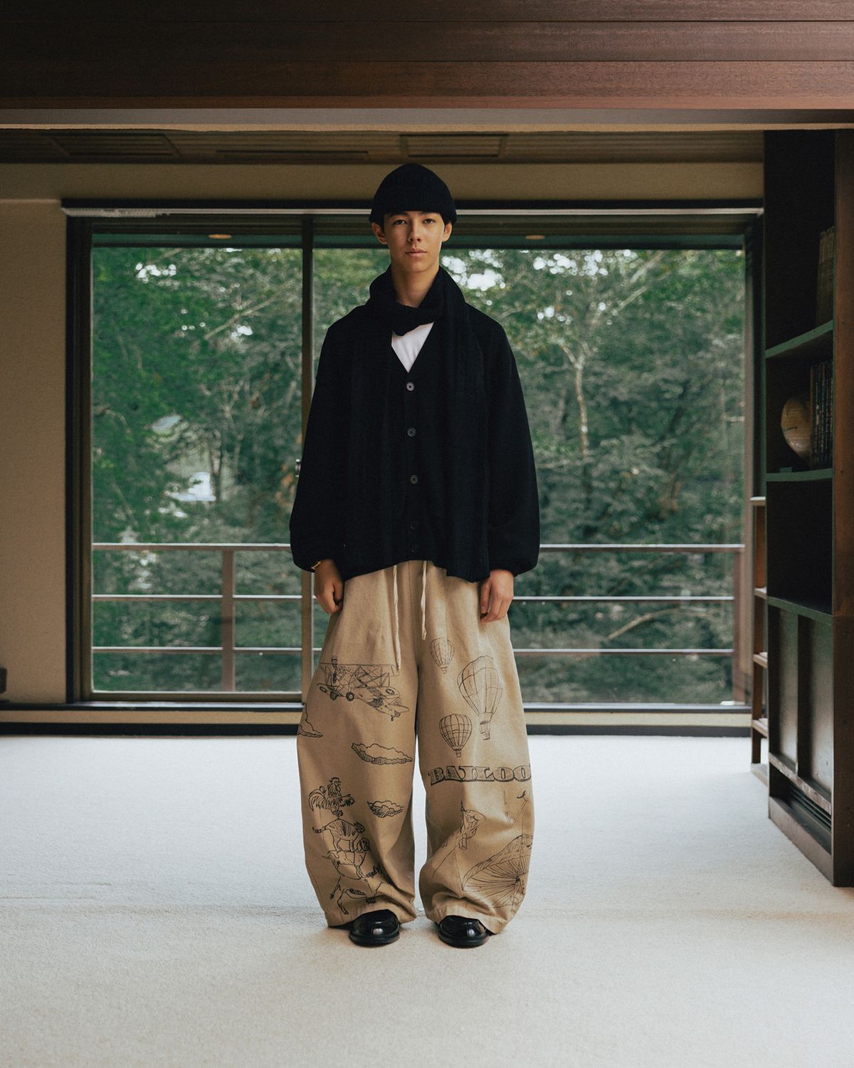 앵글런(ANGLAN) Lazy Pocket Cardigan - Black