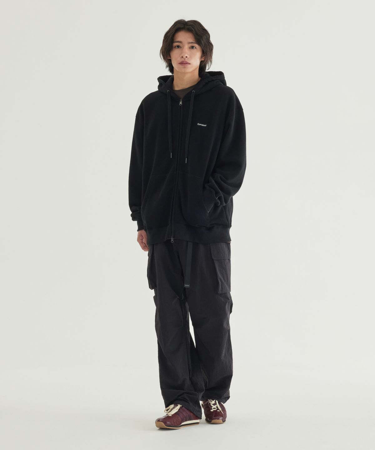 커버낫(COVERNAT) 스몰 로고 기모 후드집업 Black