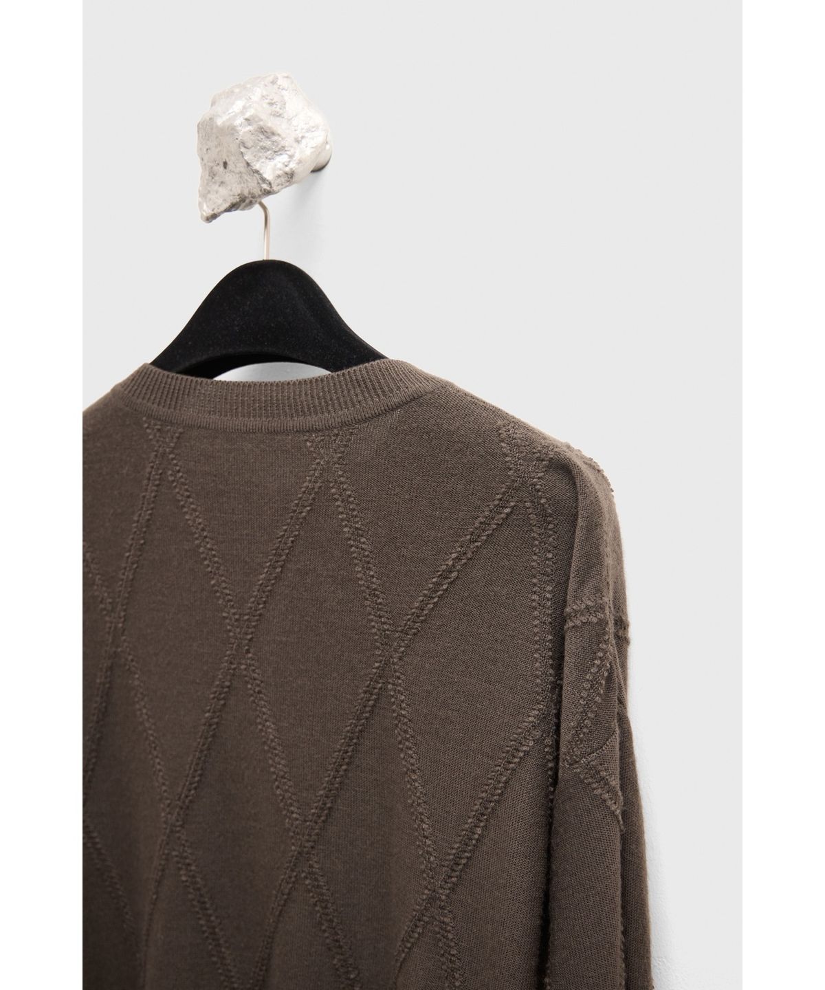 유스(YOUTH) Round Neck Textured Cardigan - Brown