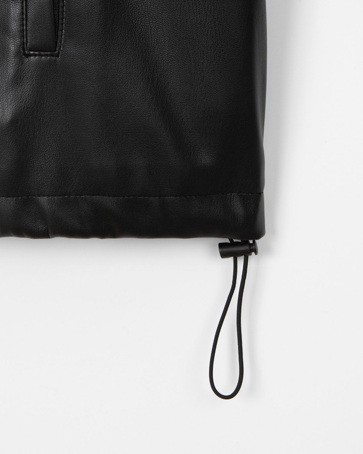 디앤드퀘스천(THEENDQUESTION) Leather hooded jumper / BLACK