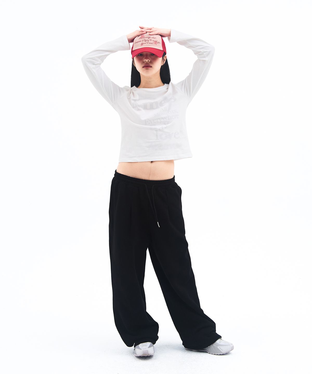 아메스 월드와이드(AMES-WORLDWIDE) BASIC SMALL LOGO SWEAT PANTS BLACK