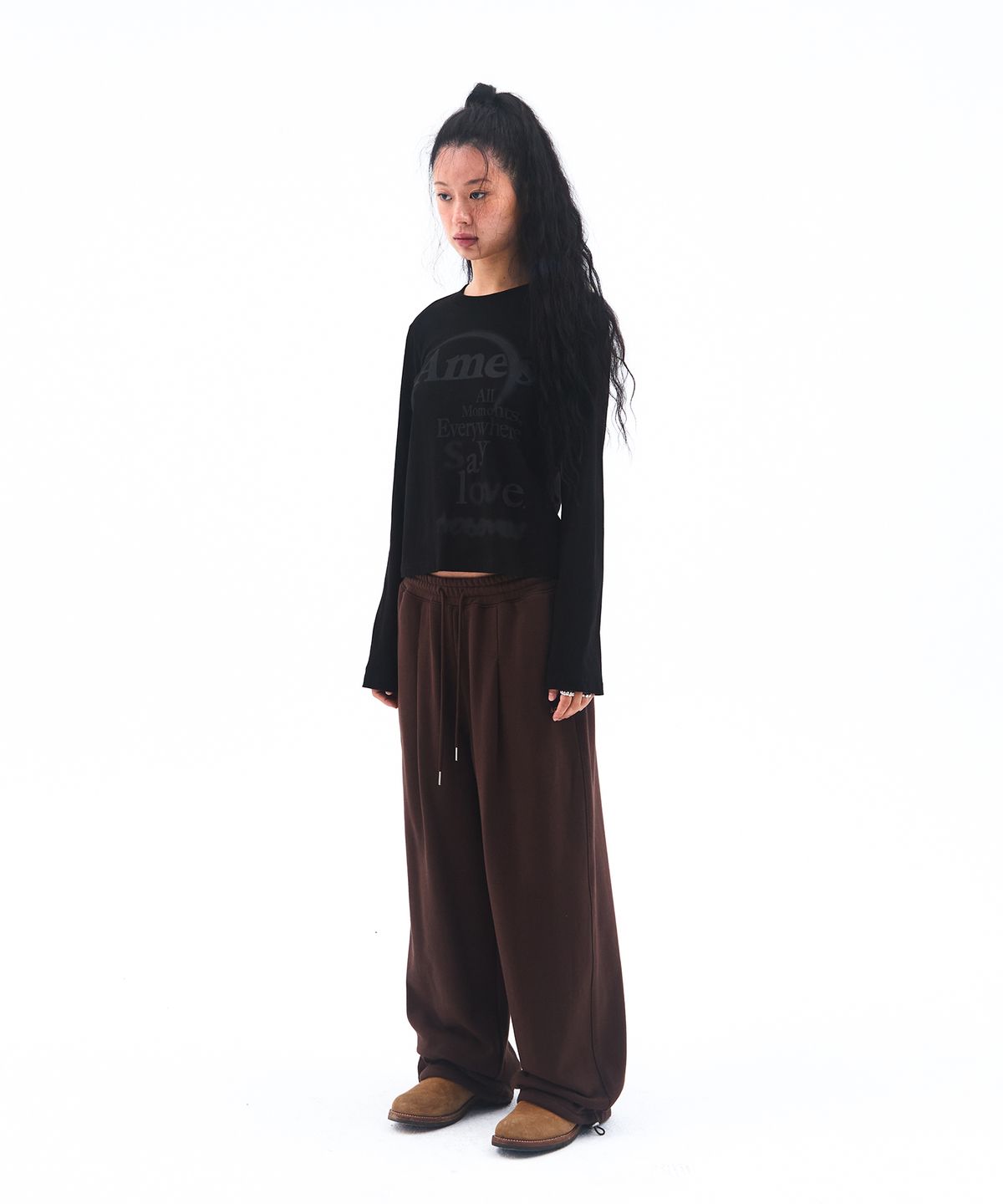 아메스 월드와이드(AMES-WORLDWIDE) BASIC SMALL LOGO SWEAT PANTS BROWN