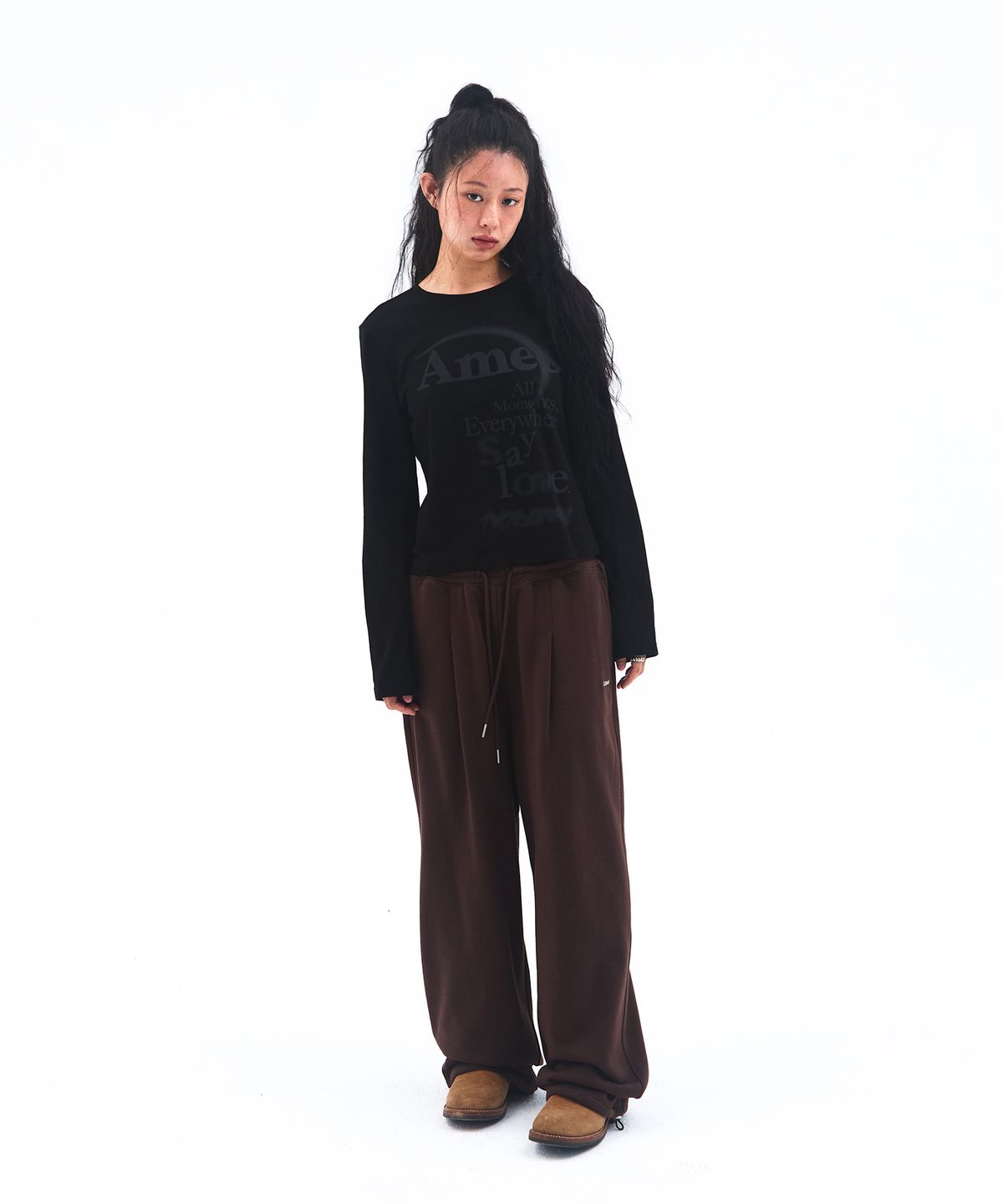 아메스 월드와이드(AMES-WORLDWIDE) BASIC SMALL LOGO SWEAT PANTS BROWN