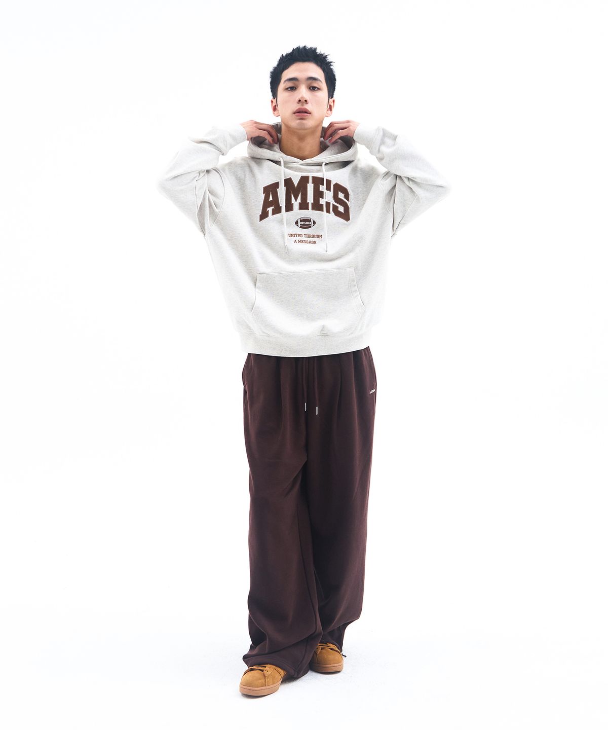아메스 월드와이드(AMES-WORLDWIDE) BASIC SMALL LOGO SWEAT PANTS BROWN