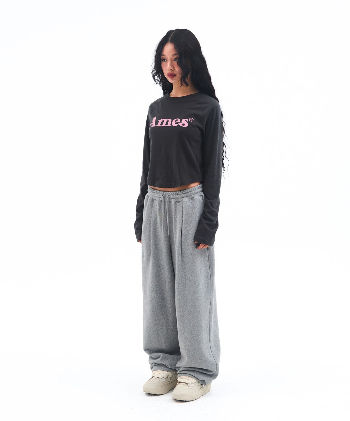 아메스 월드와이드(AMES-WORLDWIDE) BASIC SMALL LOGO SWEAT PANTS GREY