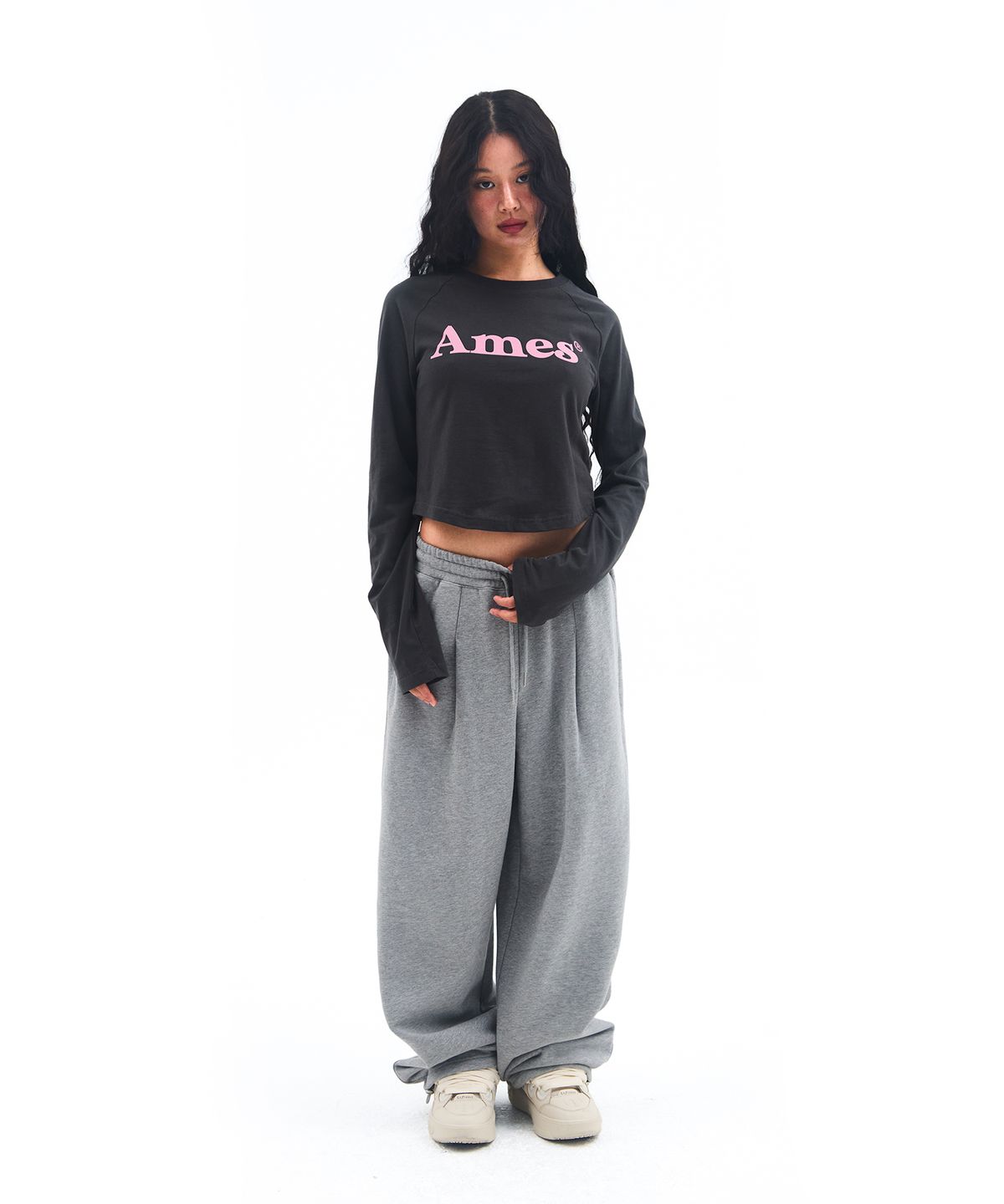 아메스 월드와이드(AMES-WORLDWIDE) BASIC SMALL LOGO SWEAT PANTS GREY
