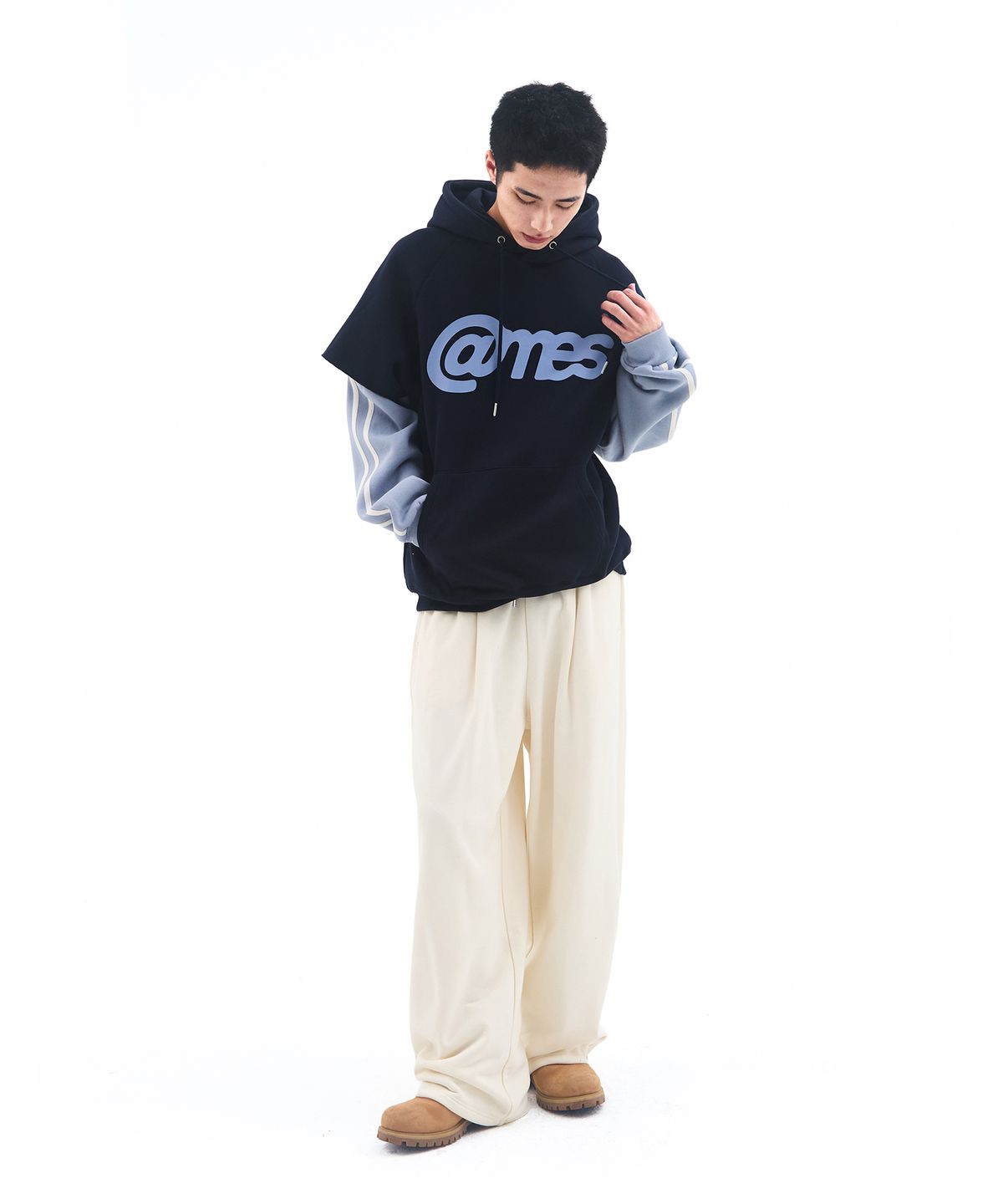 아메스 월드와이드(AMES-WORLDWIDE) BASIC SMALL LOGO SWEAT PANTS CREAM