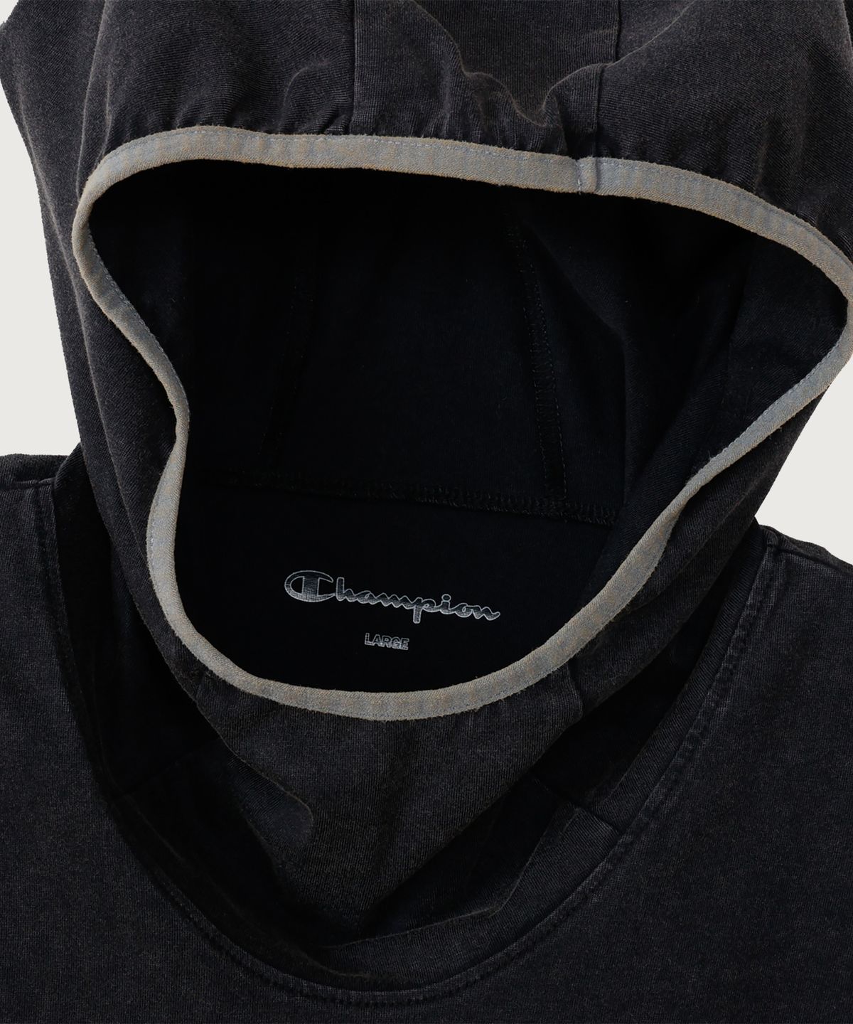 챔피온(CHAMPION) 워싱 레귤러핏 애슬레틱 롱슬리브 후드 티셔츠 Black