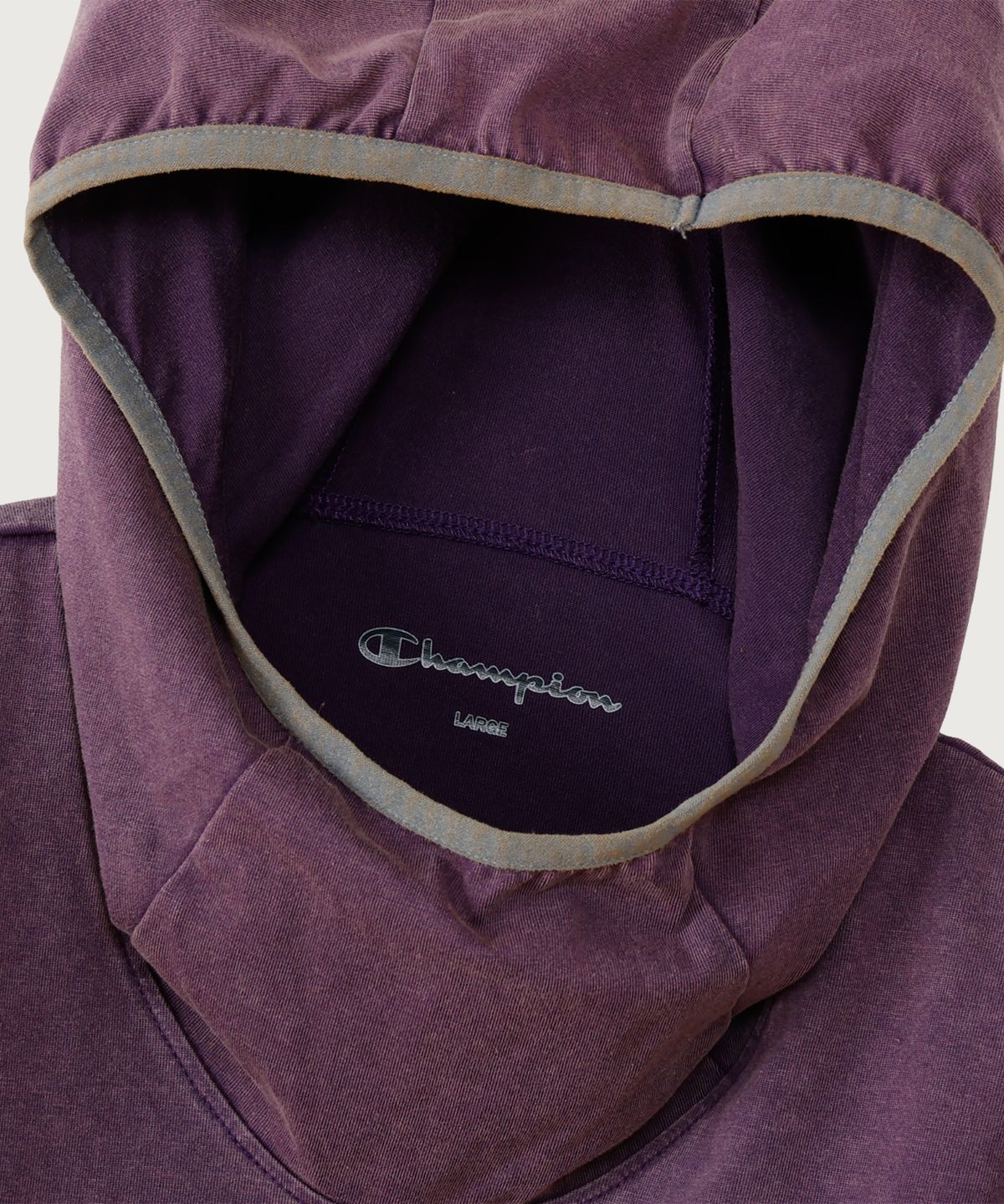 챔피온(CHAMPION) 워싱 레귤러핏 애슬레틱 롱슬리브 후드 티셔츠 Purple