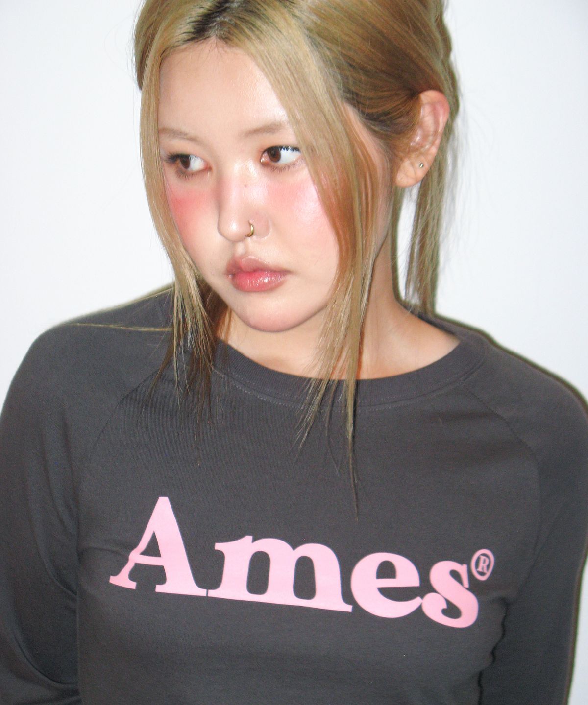 아메스 월드와이드(AMES-WORLDWIDE) BASIC LOGO LONGSLEEVE TEE CHARCOAL