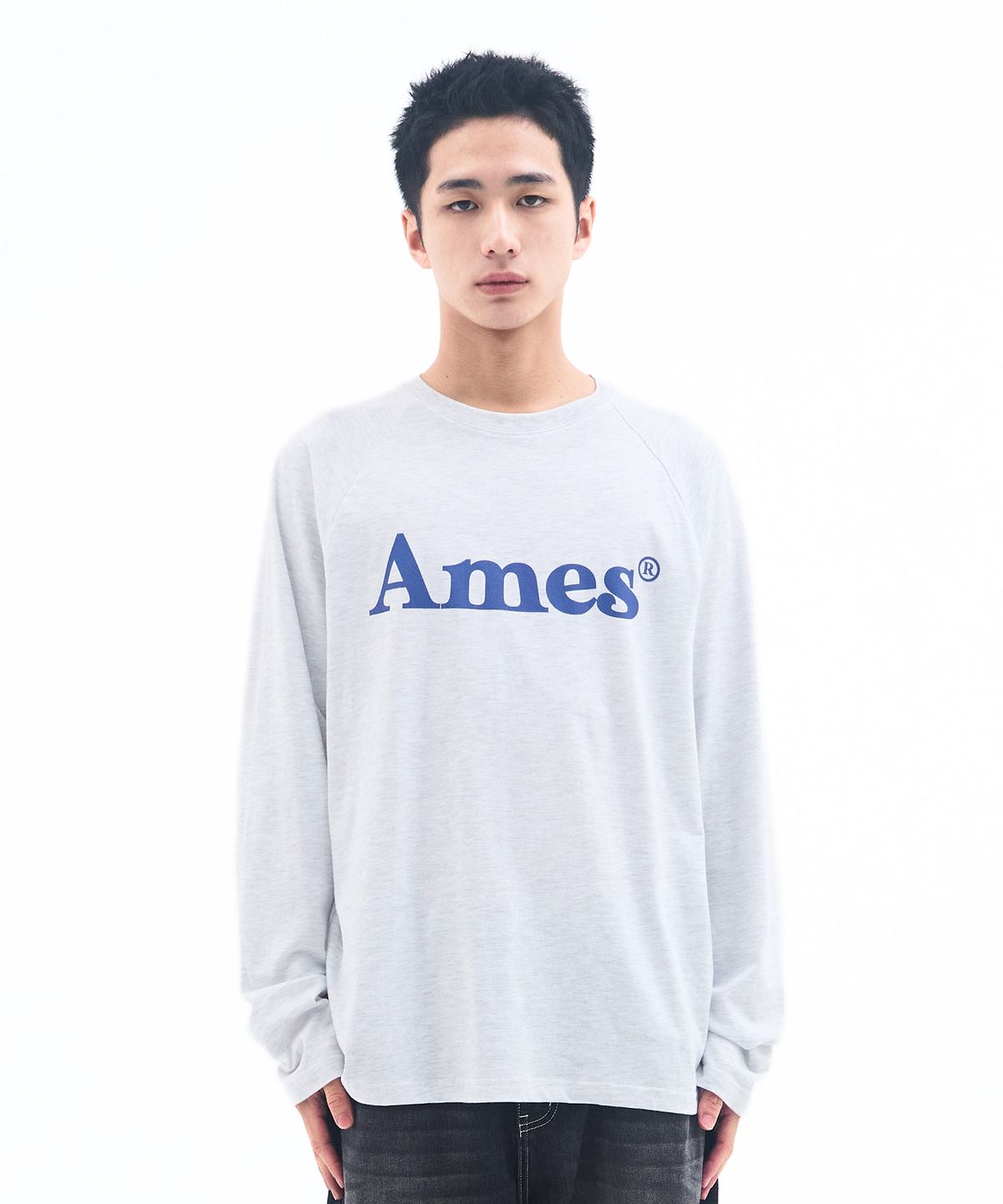아메스 월드와이드(AMES-WORLDWIDE) BASIC LOGO LONGSLEEVE TEE LIGHT GREY