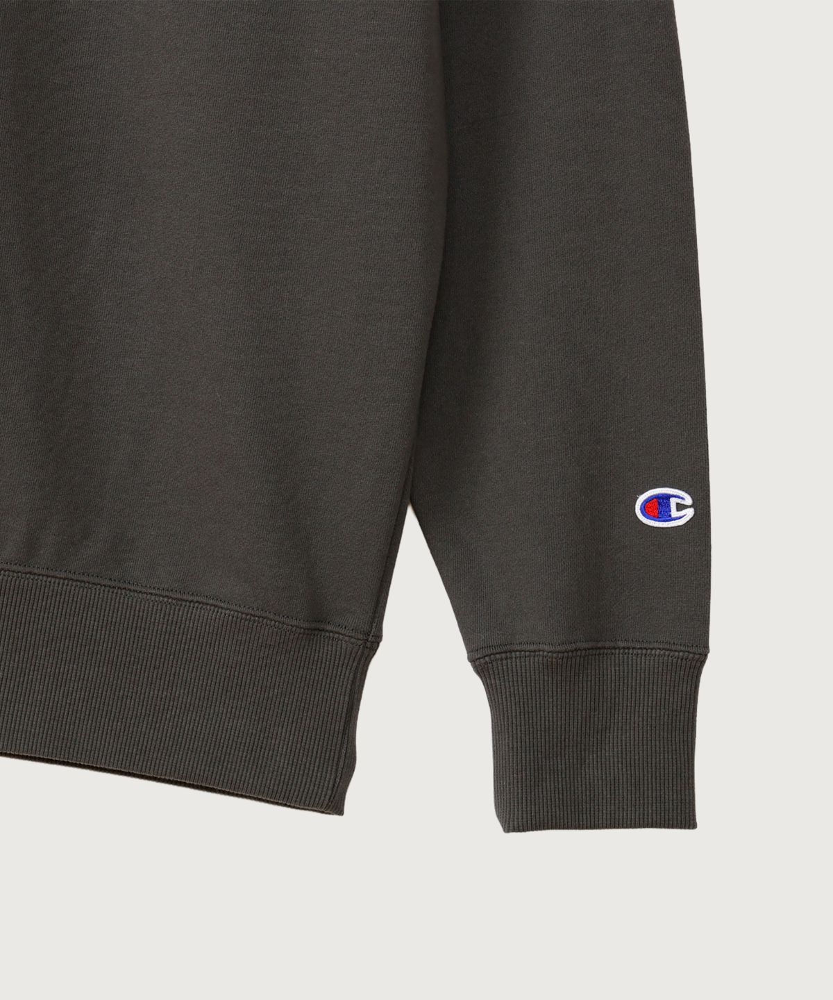 챔피온(CHAMPION) BOSTON 레귤러핏 크루넥 스웨트셔츠 Off Black