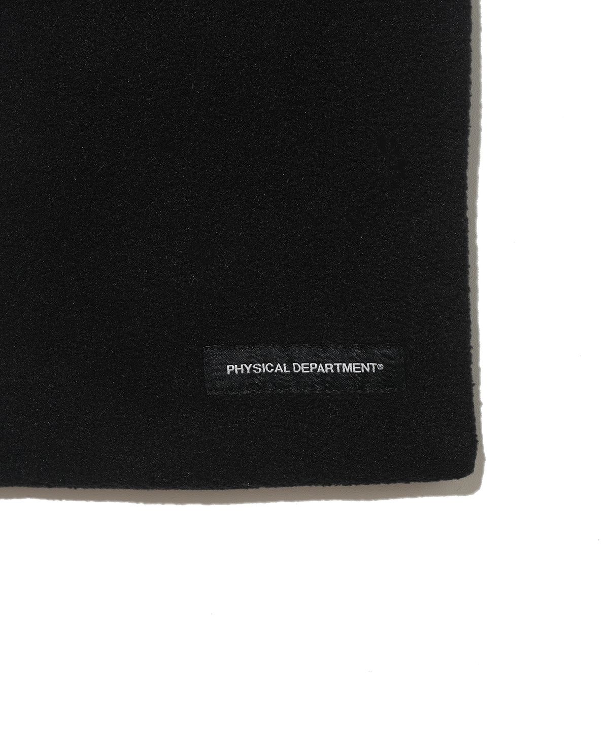 피지컬 디파트먼트(PHYSICAL DEPARTMENT) 리버시블 퀄팅 플리스 머플러 블랙