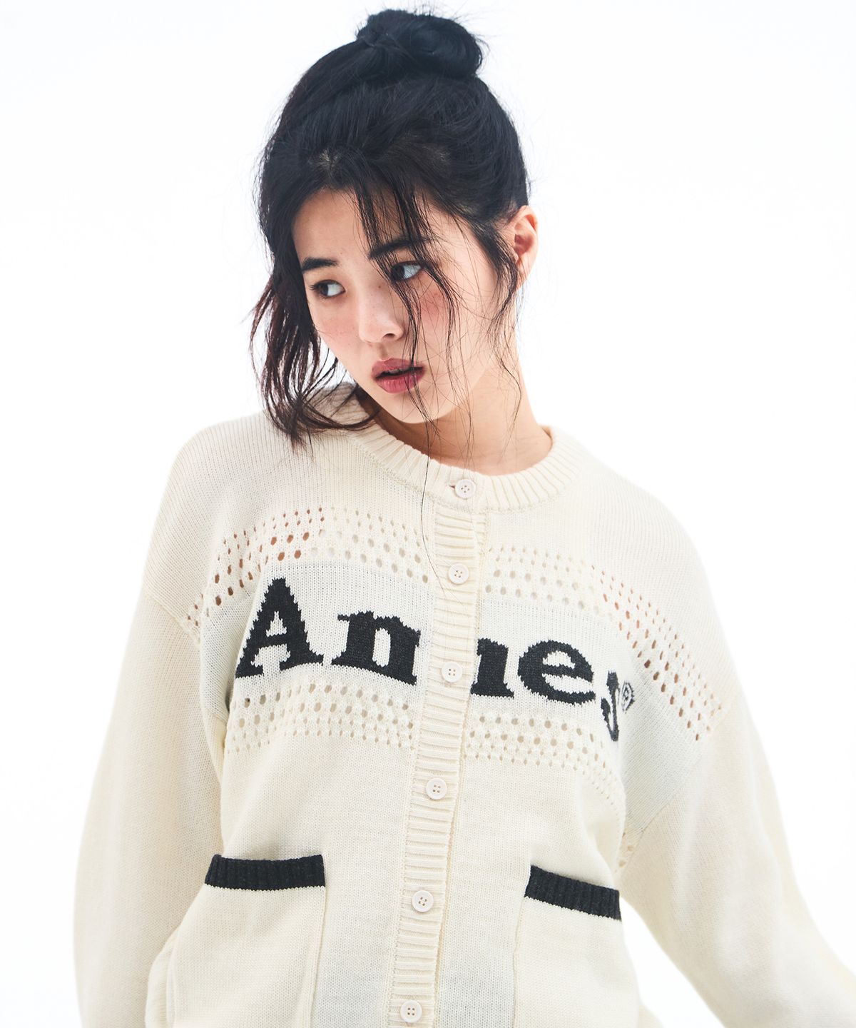 아메스 월드와이드(AMES-WORLDWIDE) PUNCHED CARDIGAN IVORY