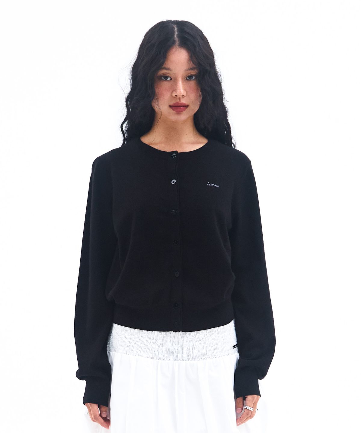 아메스 월드와이드(AMES-WORLDWIDE) BASIC ROUND NECK CARDIGAN BLACK