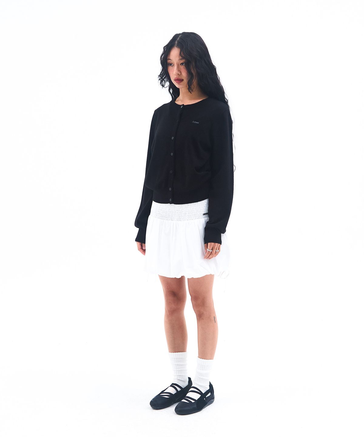 아메스 월드와이드(AMES-WORLDWIDE) BASIC ROUND NECK CARDIGAN BLACK