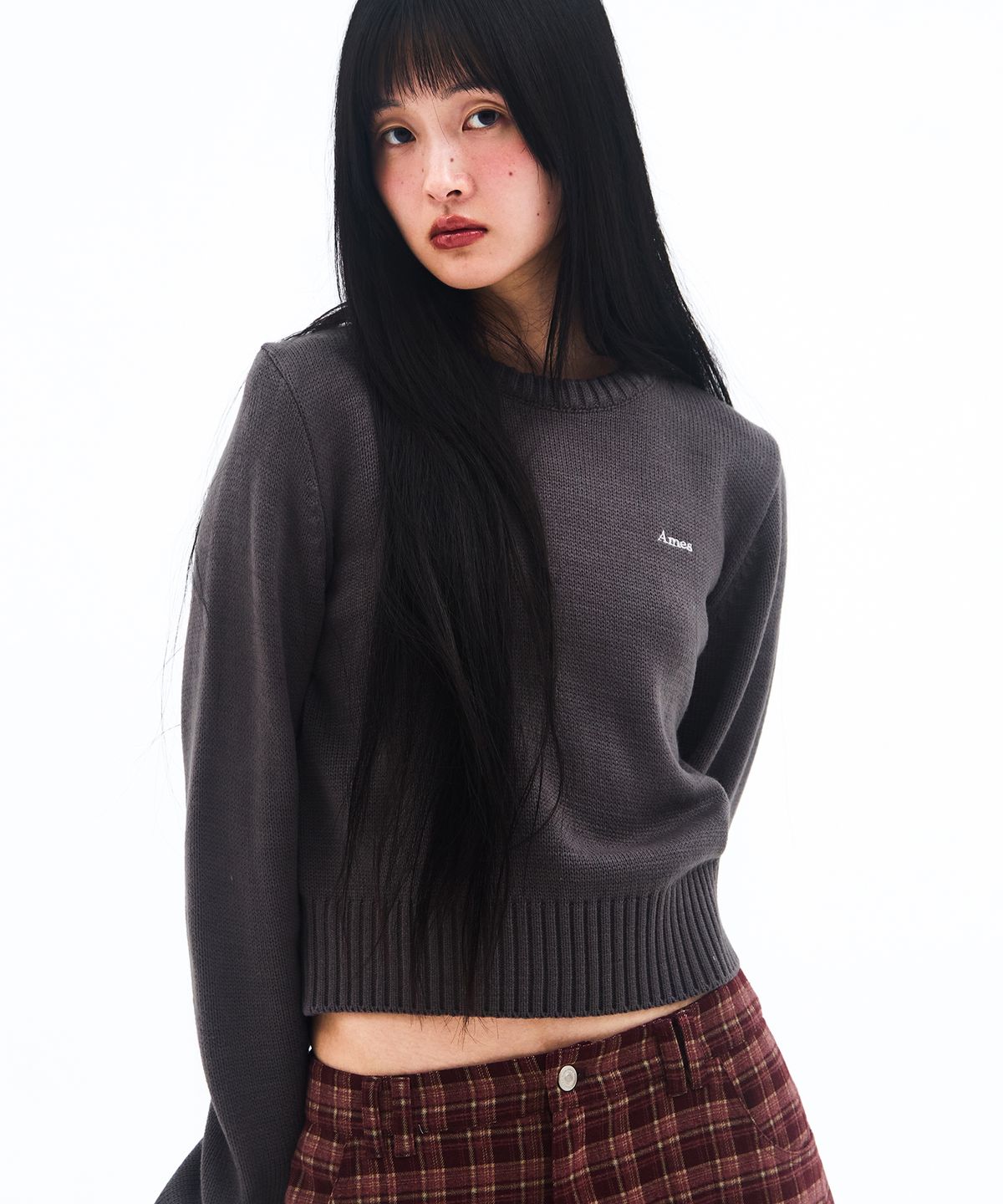 아메스 월드와이드(AMES-WORLDWIDE) BASIC SMALL LOGO KNIT CHARCOAL