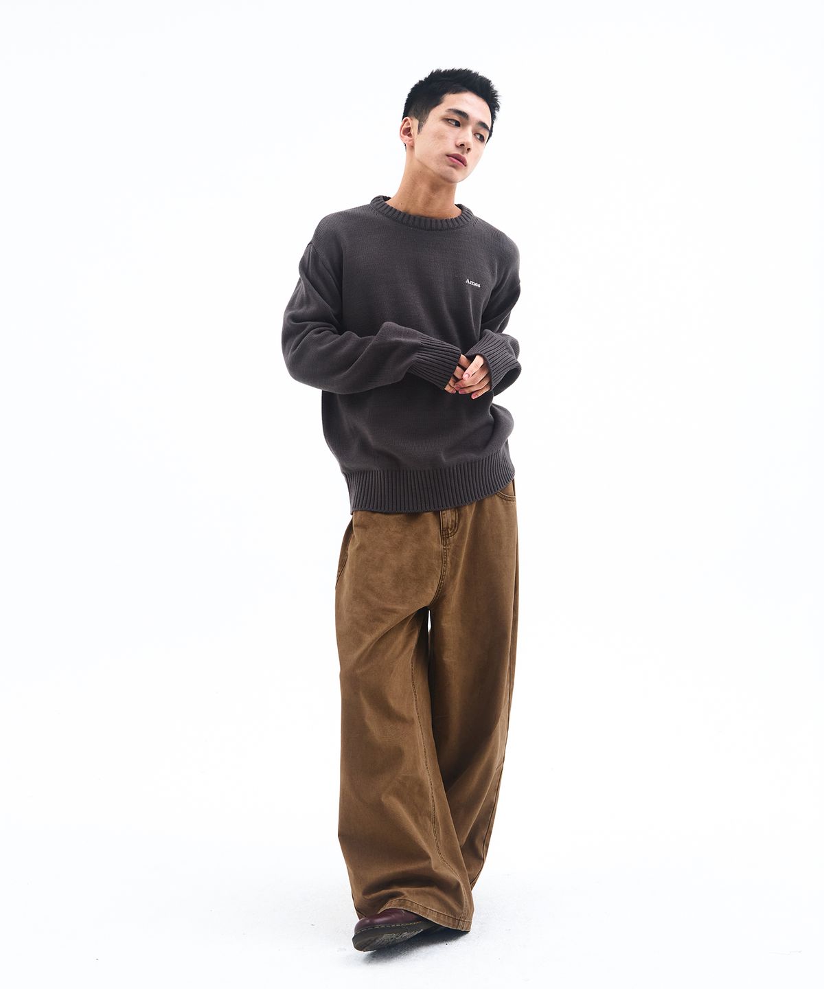 아메스 월드와이드(AMES-WORLDWIDE) BASIC SMALL LOGO KNIT CHARCOAL