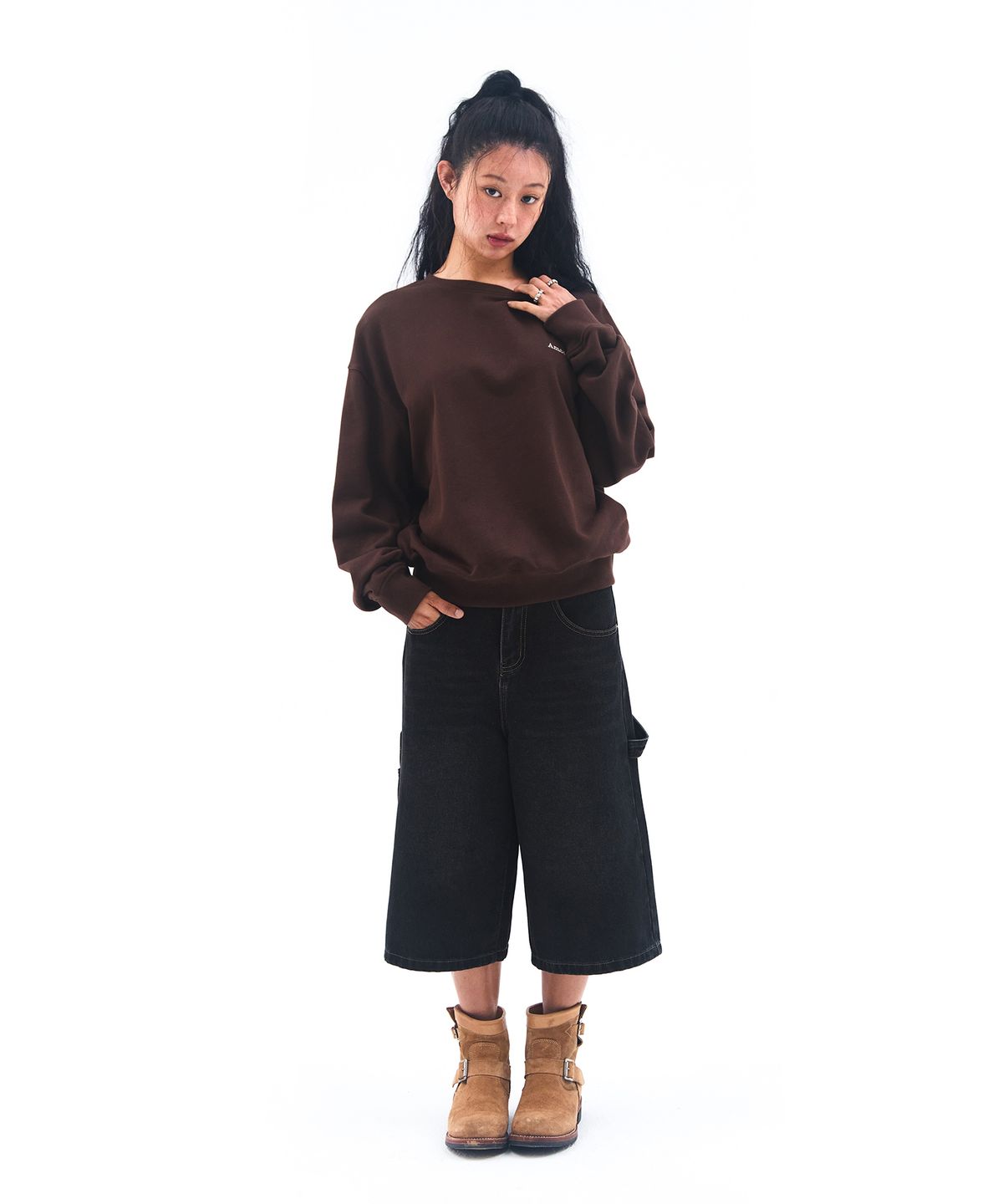 아메스 월드와이드(AMES-WORLDWIDE) BASIC SMALL LOGO SWEATSHIRT BROWN