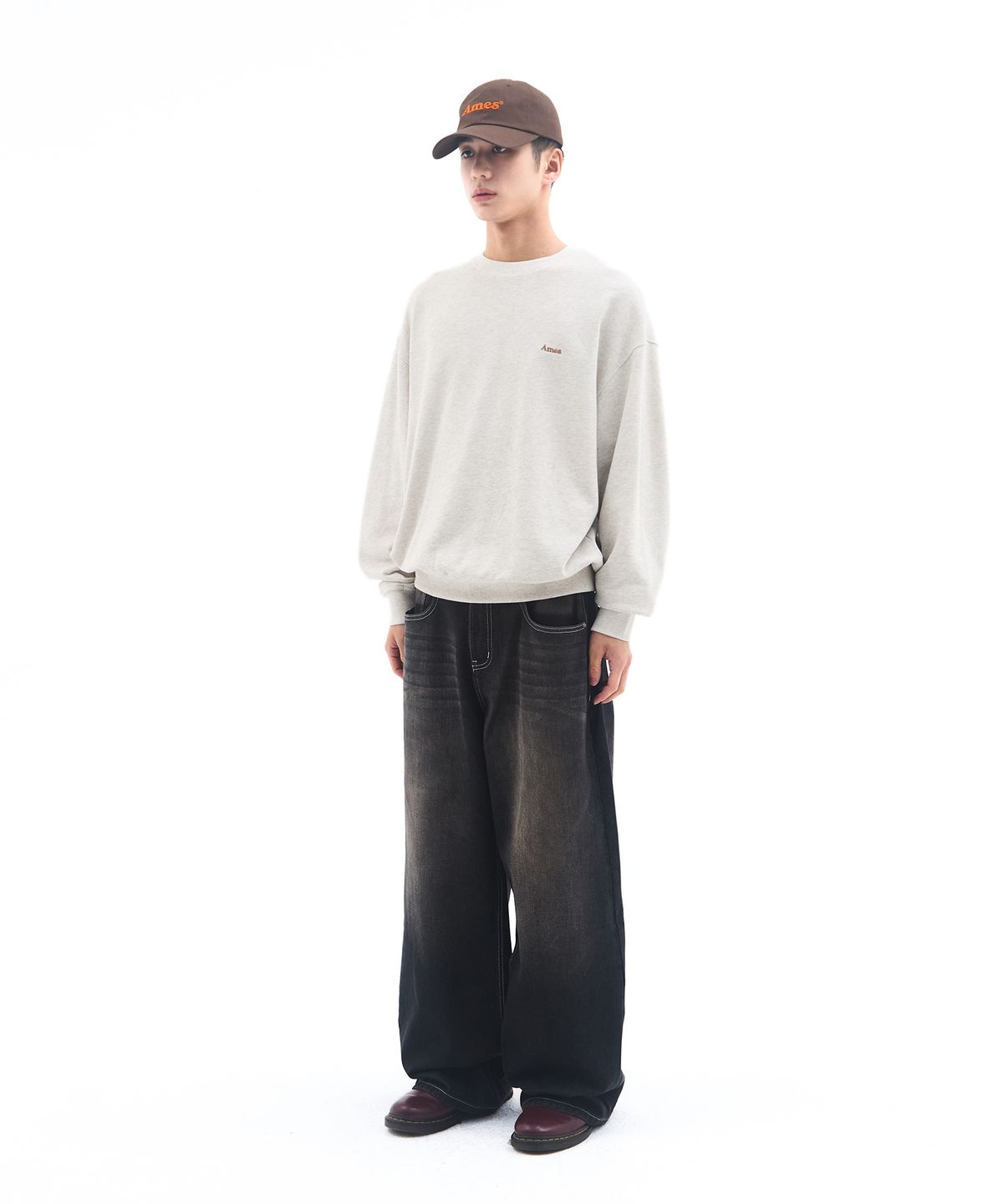 아메스 월드와이드(AMES-WORLDWIDE) BASIC SMALL LOGO SWEATSHIRT OATMEAL