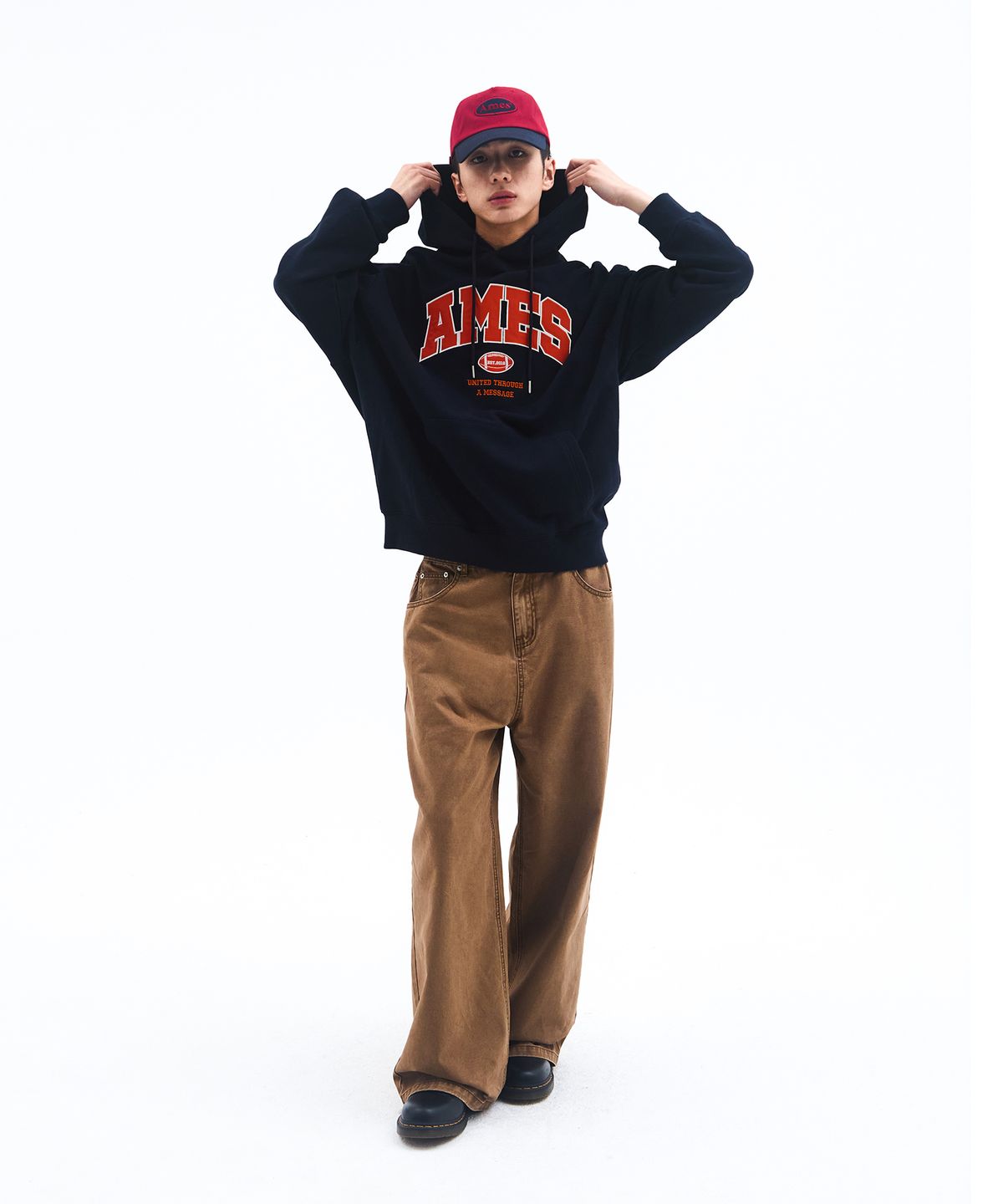 아메스 월드와이드(AMES-WORLDWIDE) BASIC APPLIQUE HOODIE NAVY