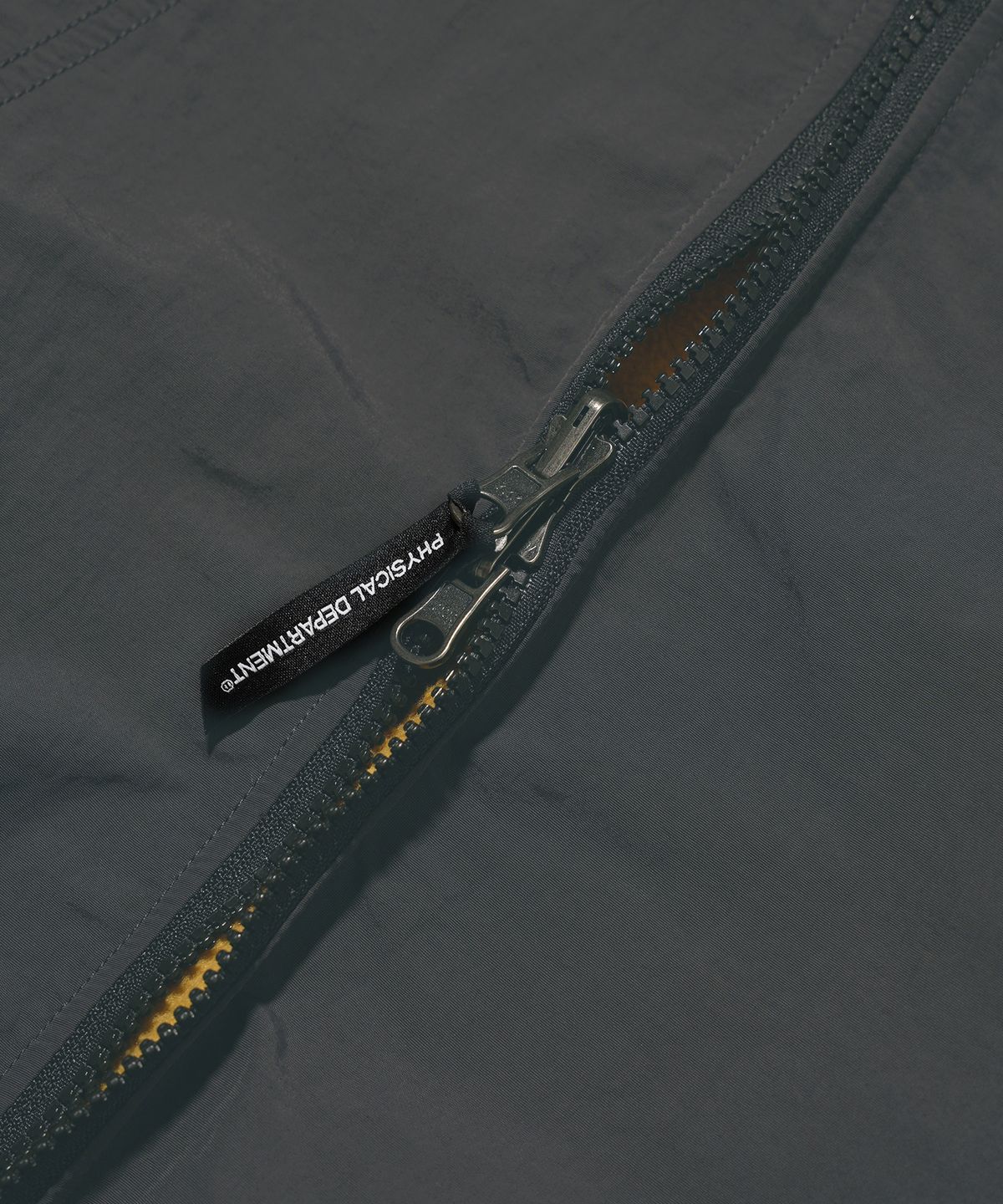 피지컬 디파트먼트(PHYSICAL DEPARTMENT) 리버시블 플리스 자켓 차콜/머스타드