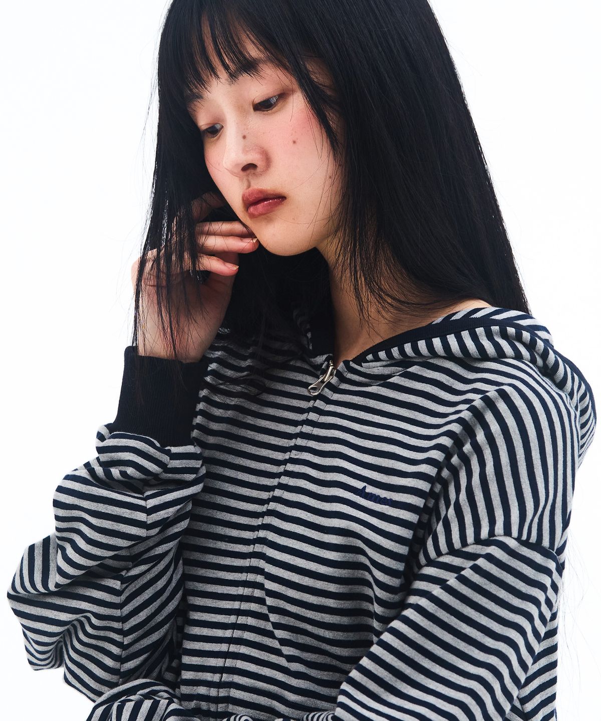 아메스 월드와이드(AMES-WORLDWIDE) STRIPE HOODIE ZIP UP NAVY