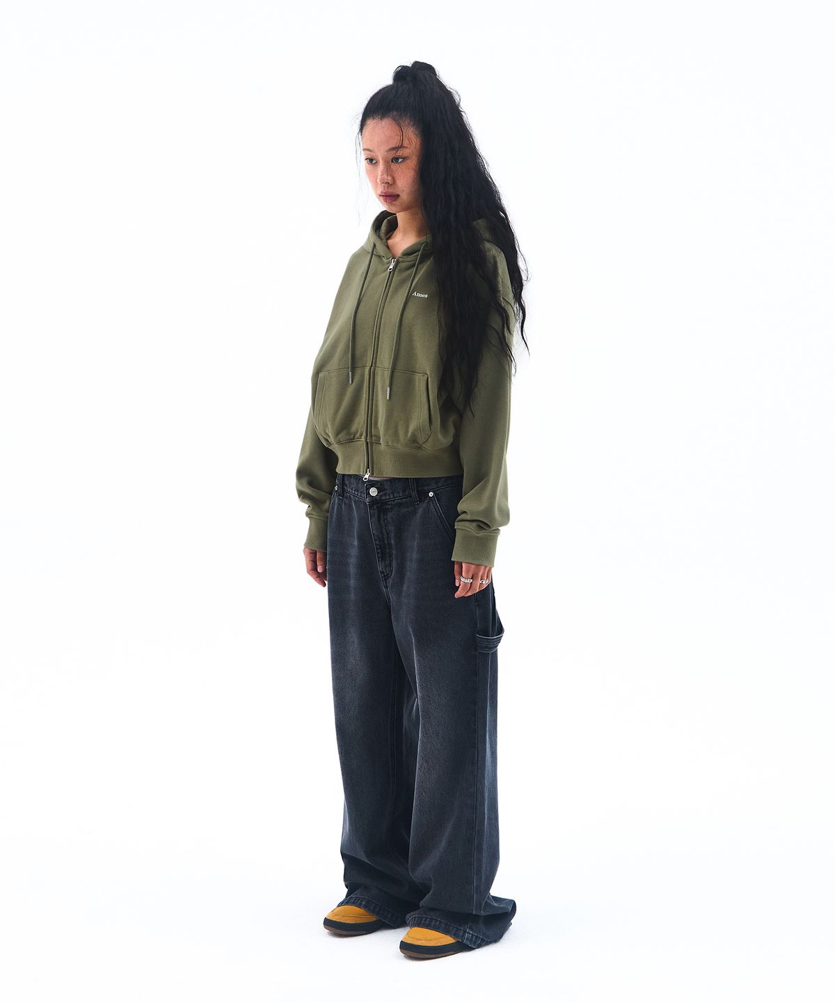 아메스 월드와이드(AMES-WORLDWIDE) BASIC SMALL LOGO HOODIE ZIP UP KHAKI