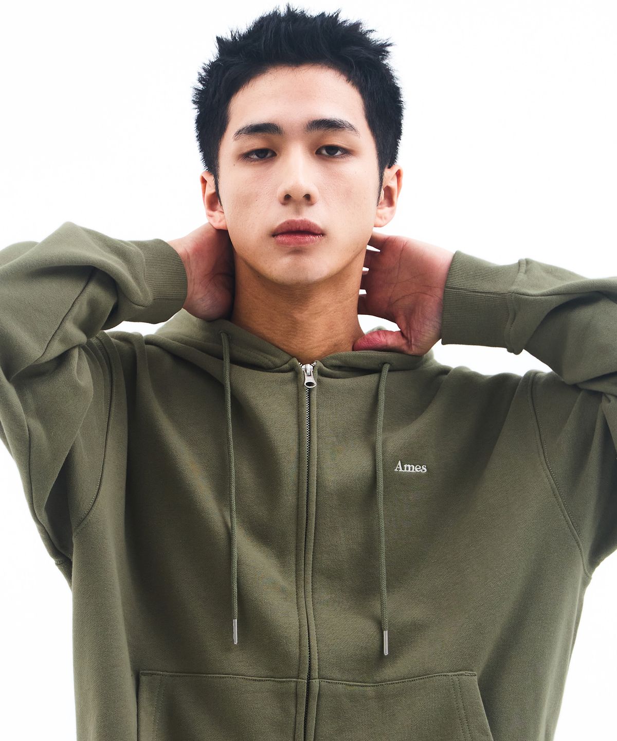 아메스 월드와이드(AMES-WORLDWIDE) BASIC SMALL LOGO HOODIE ZIP UP KHAKI