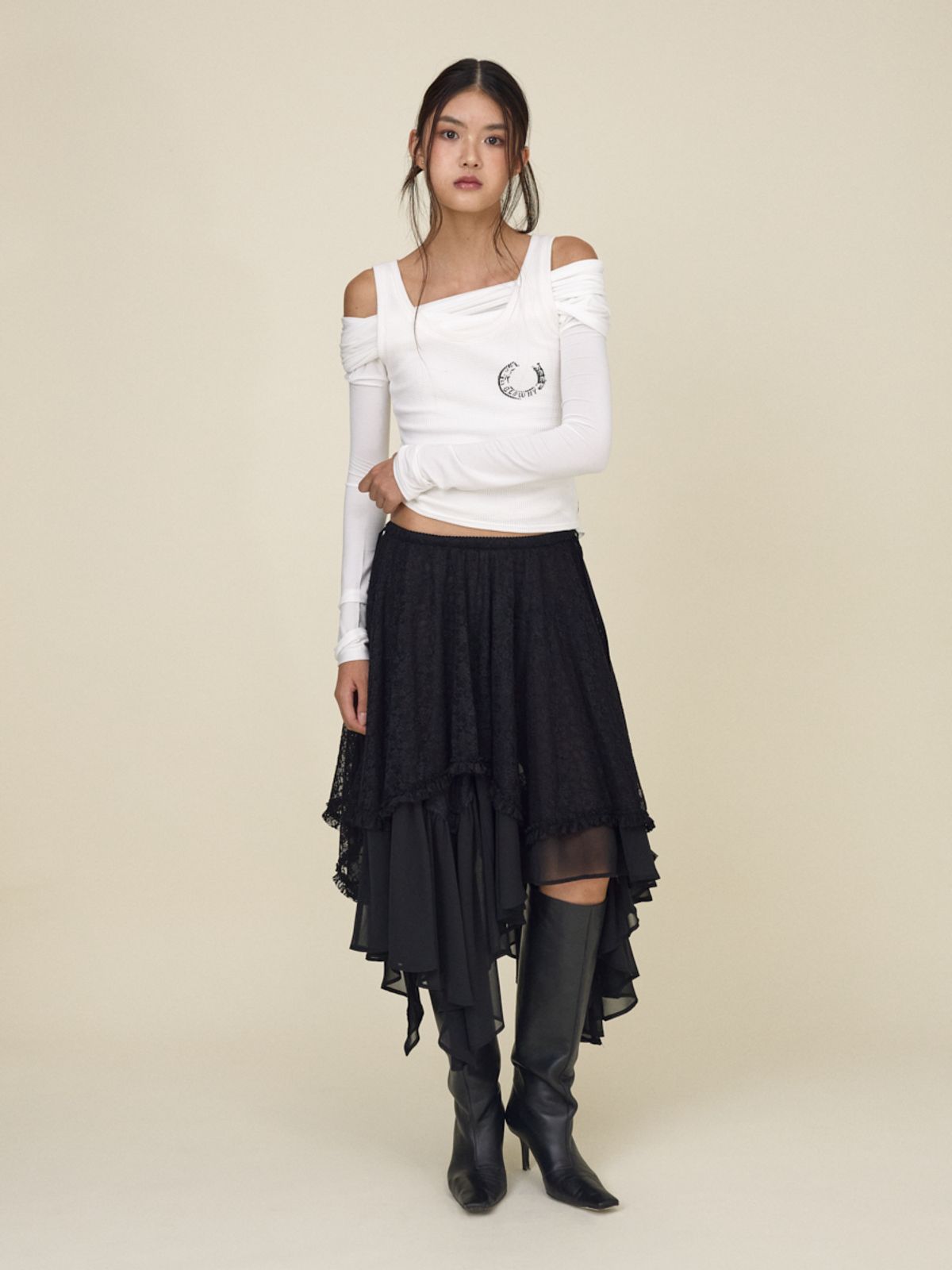글로니(GLOWNY) ROCKY WAFFLE SLEEVELESS TOP (WHITE)