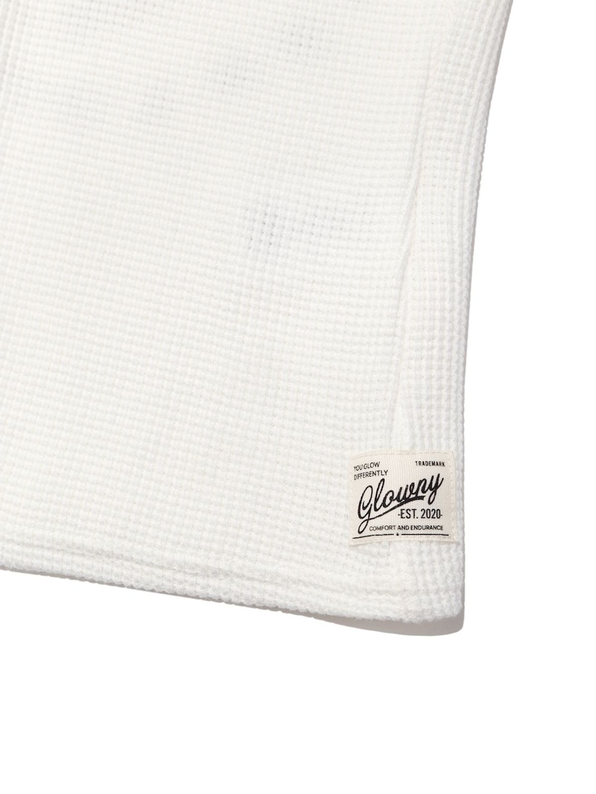 글로니(GLOWNY) ROCKY WAFFLE SLEEVELESS TOP (WHITE)