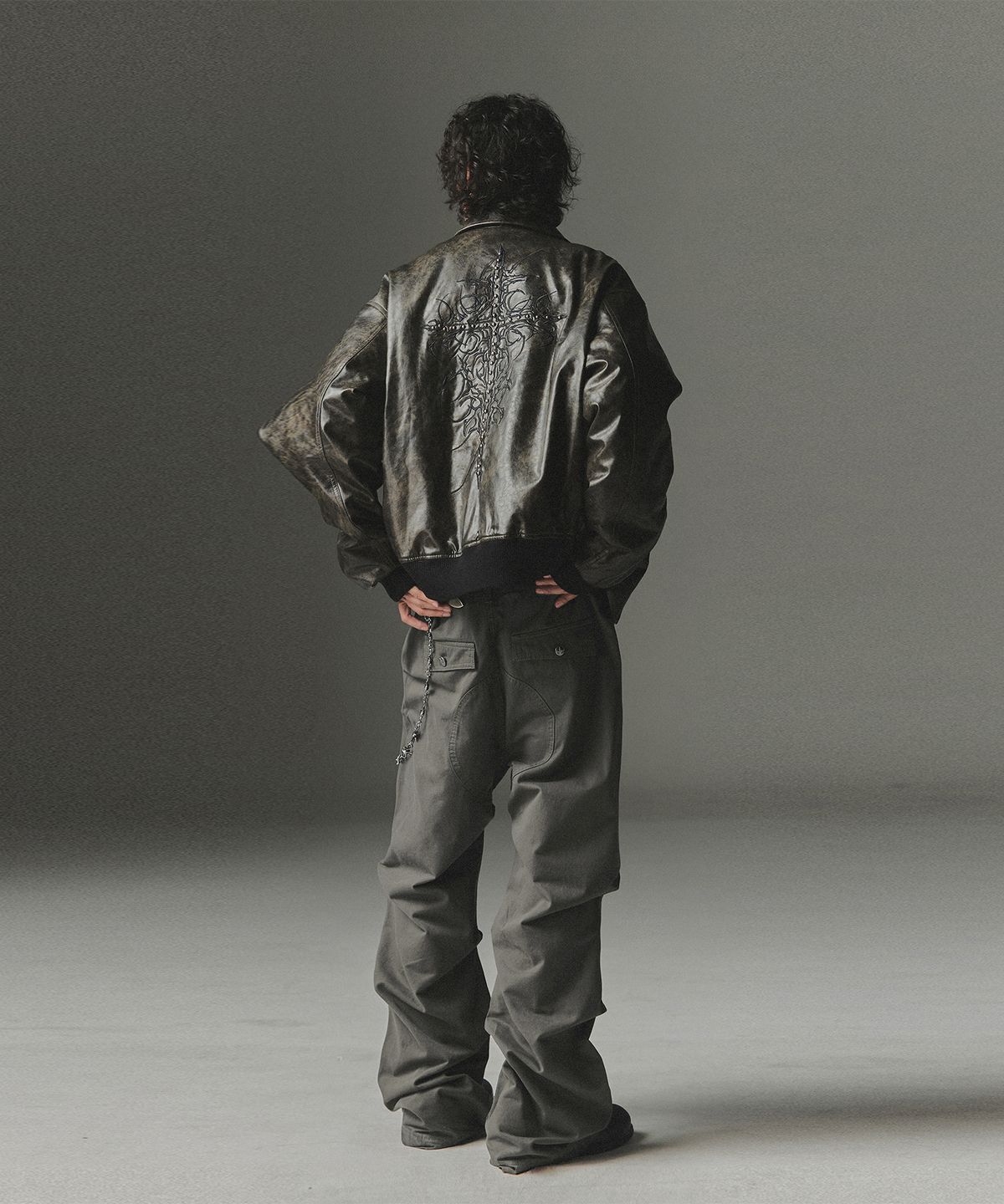 낫포너드(NOT4NERD) Stair Shirred Flare Fit Cotton Pants - Charcoal