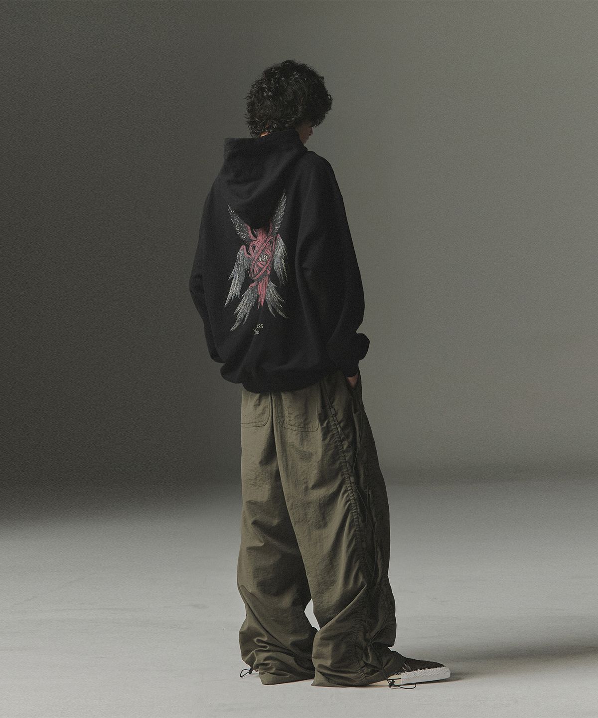 낫포너드(NOT4NERD) Side Shirred Nylon Pants - Khaki