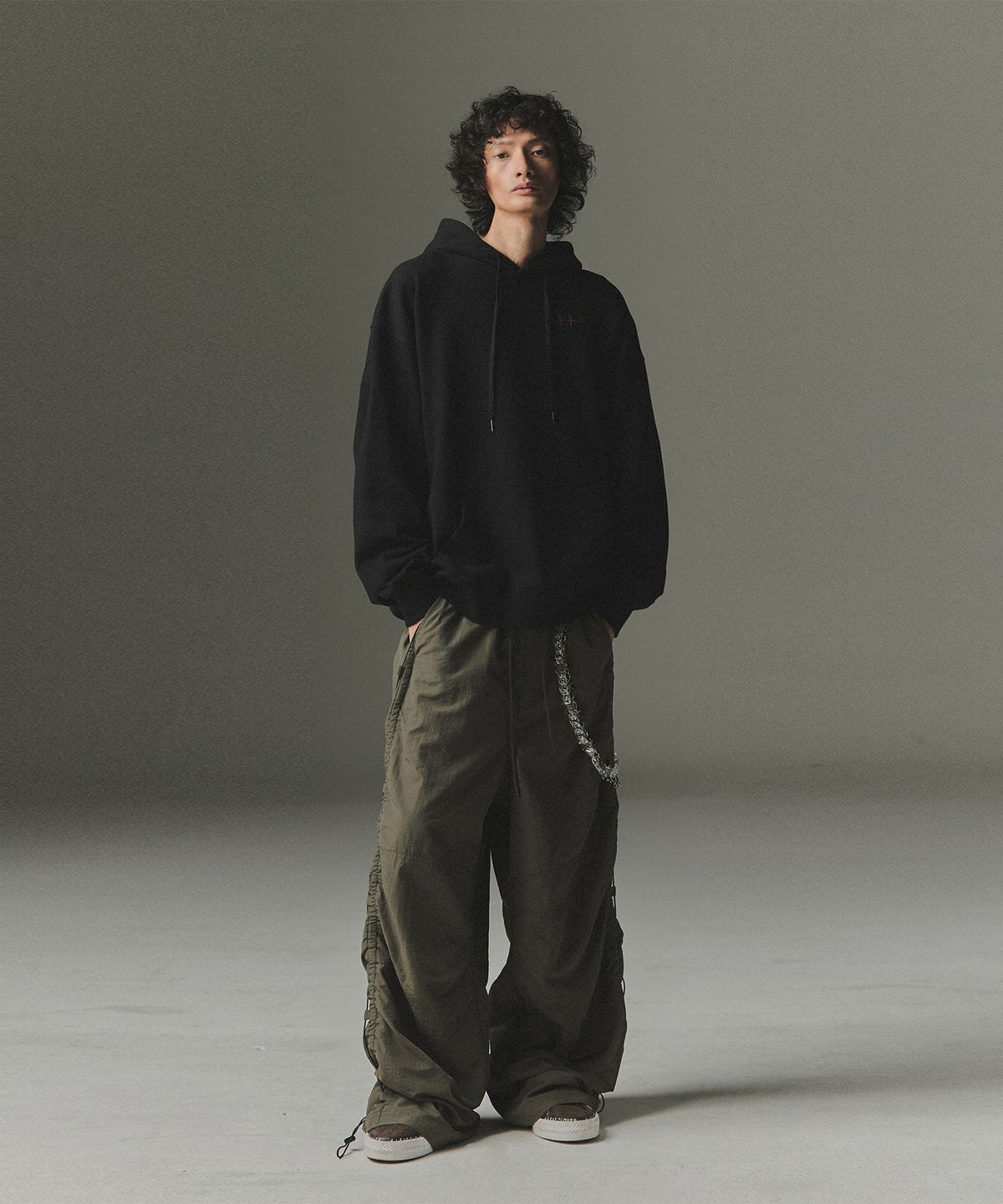 낫포너드(NOT4NERD) Side Shirred Nylon Pants - Khaki