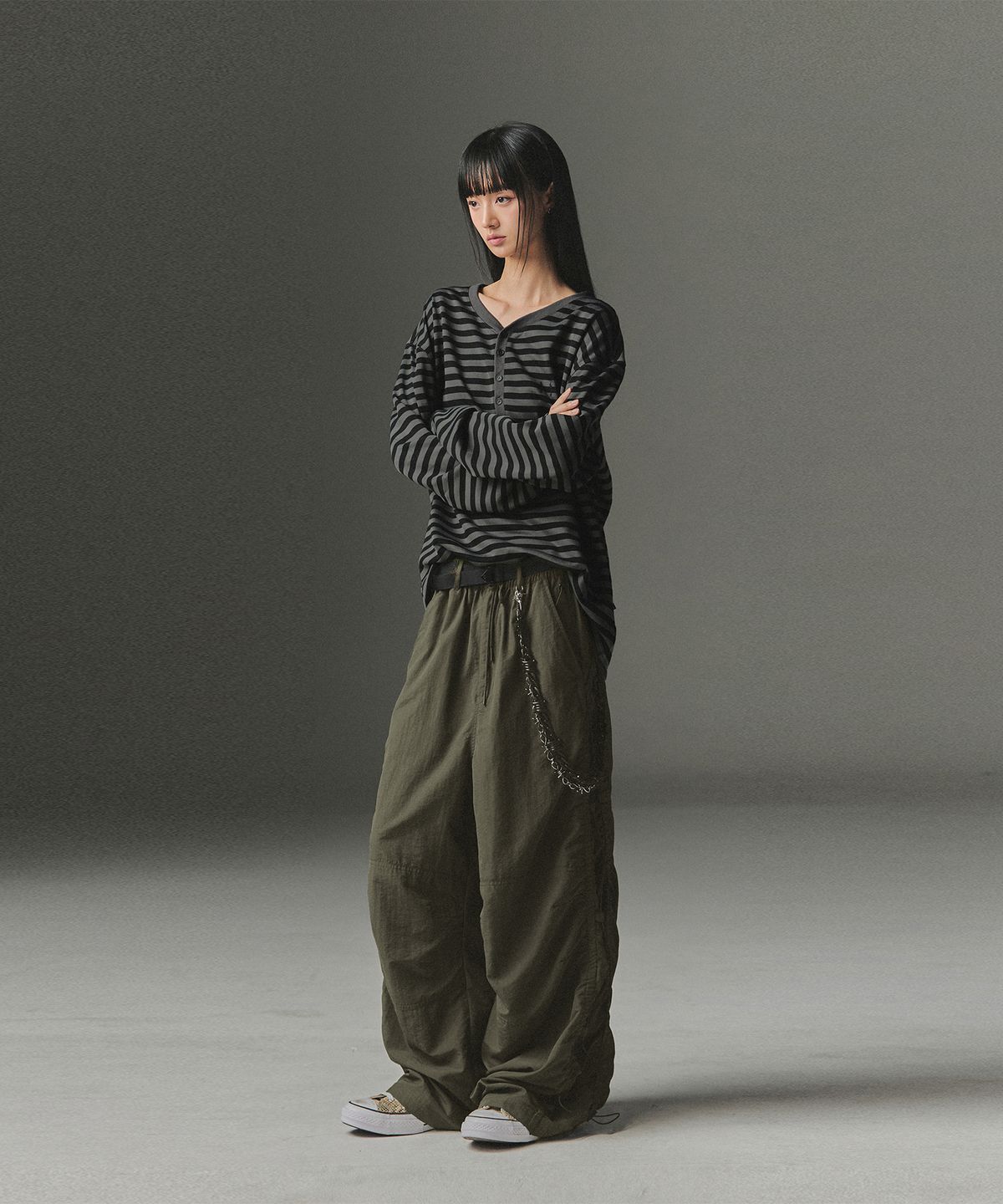 낫포너드(NOT4NERD) Side Shirred Nylon Pants - Khaki