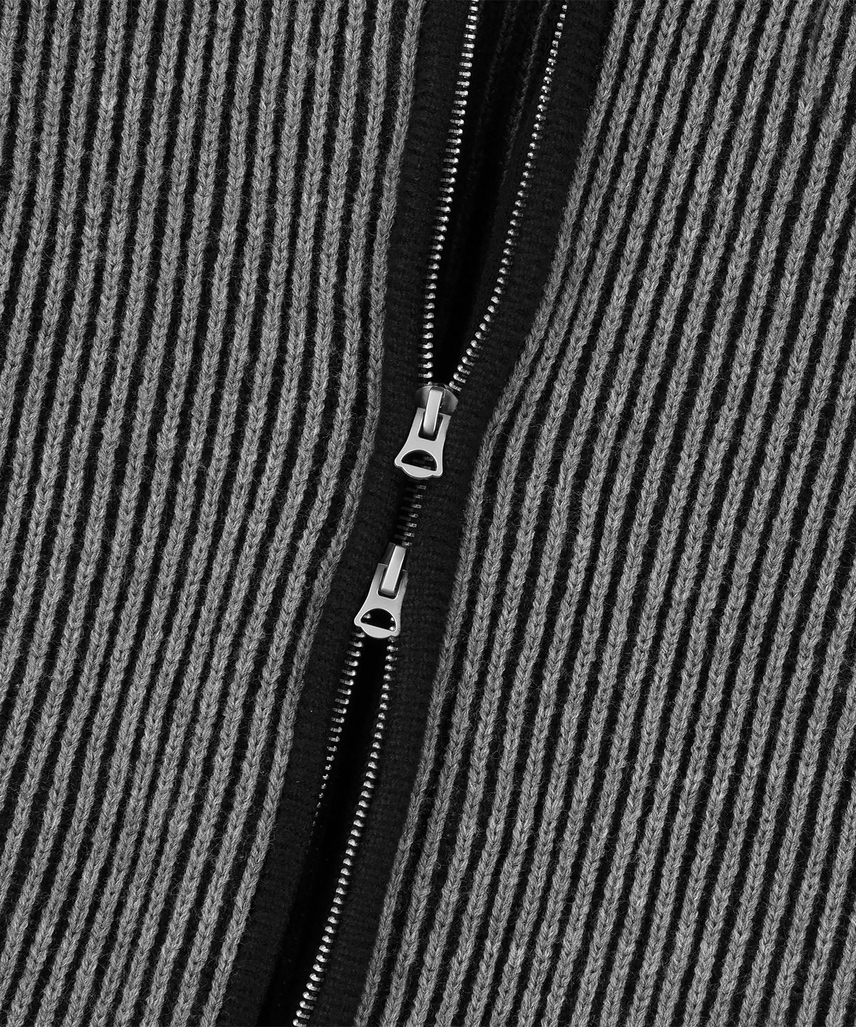 낫포너드(NOT4NERD) 444 Logo Two Tone Rib Knit Zip Up - Charcoal