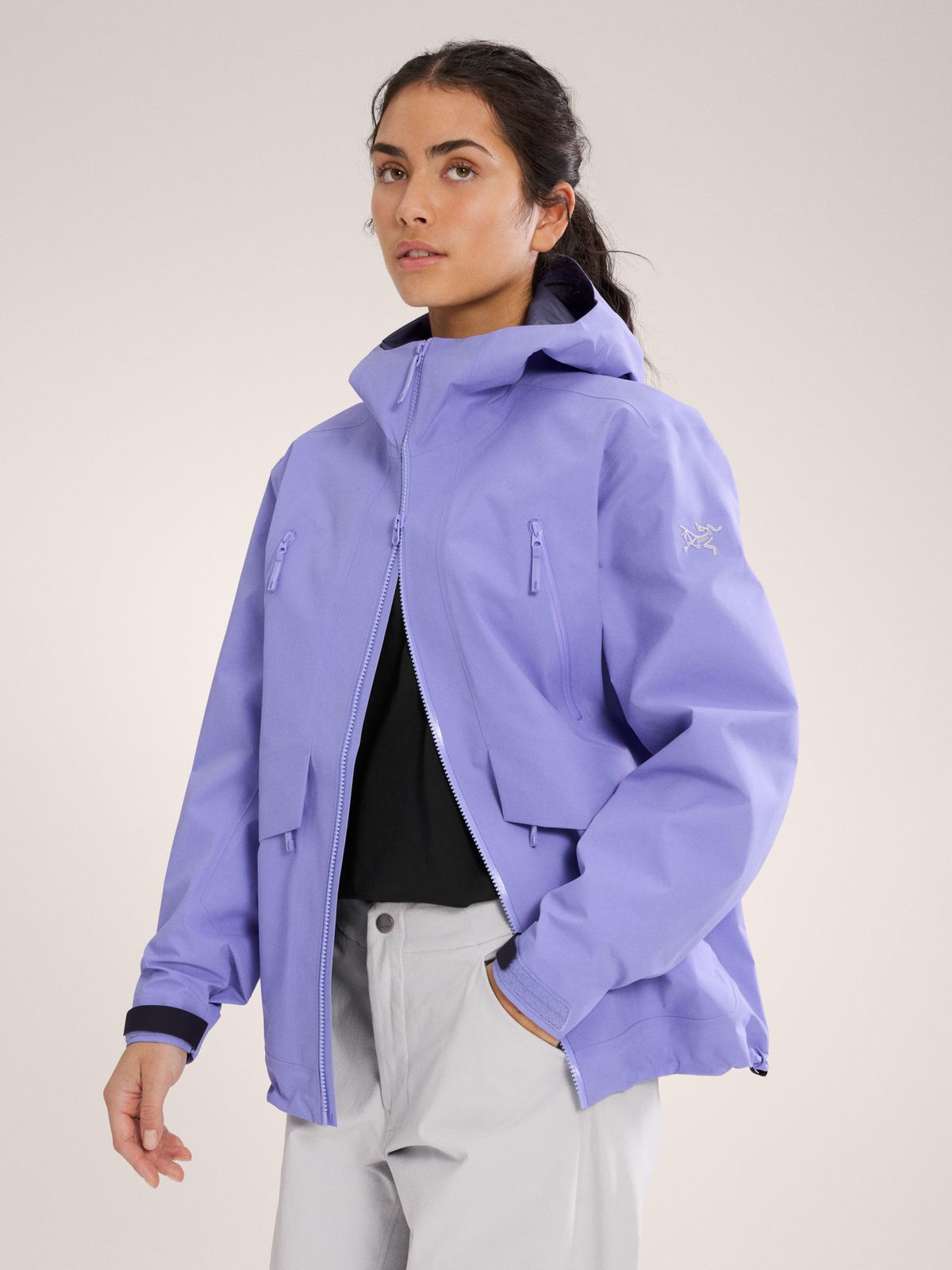 아크테릭스(ARCTERYX) 리아트리스 재킷 여성