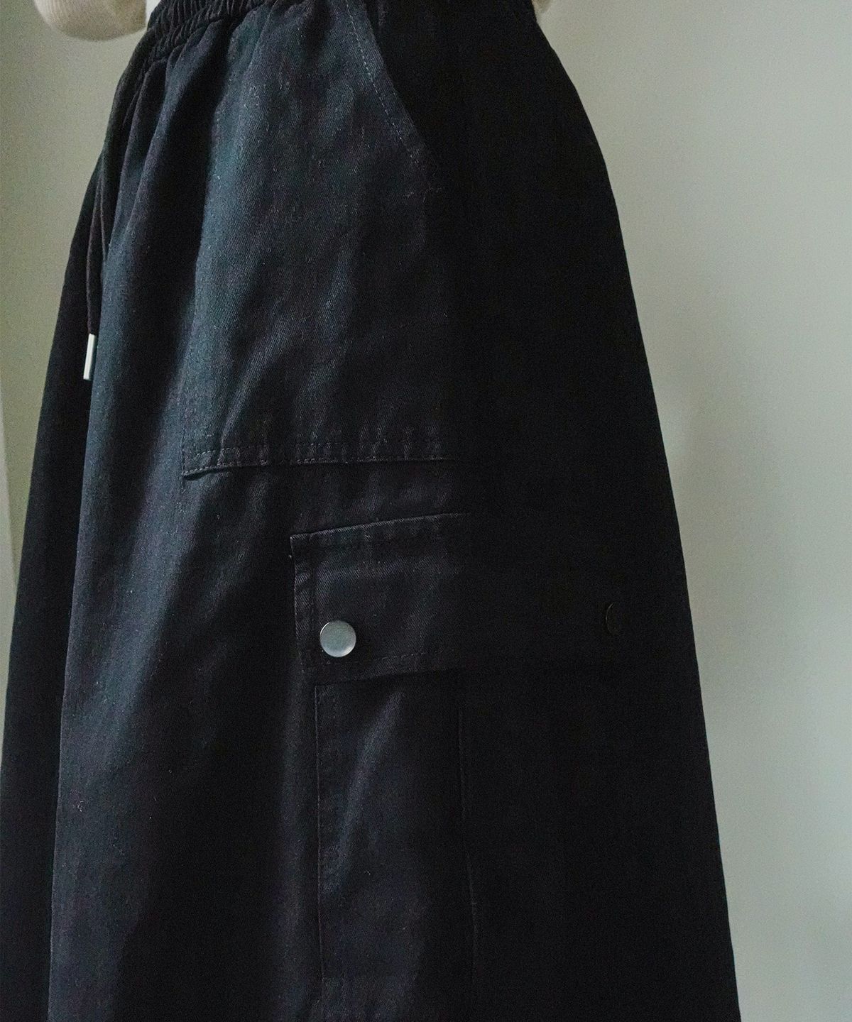 쿨키튼(KOOLKITTEN) Utility Flap Pocket Long Skirt